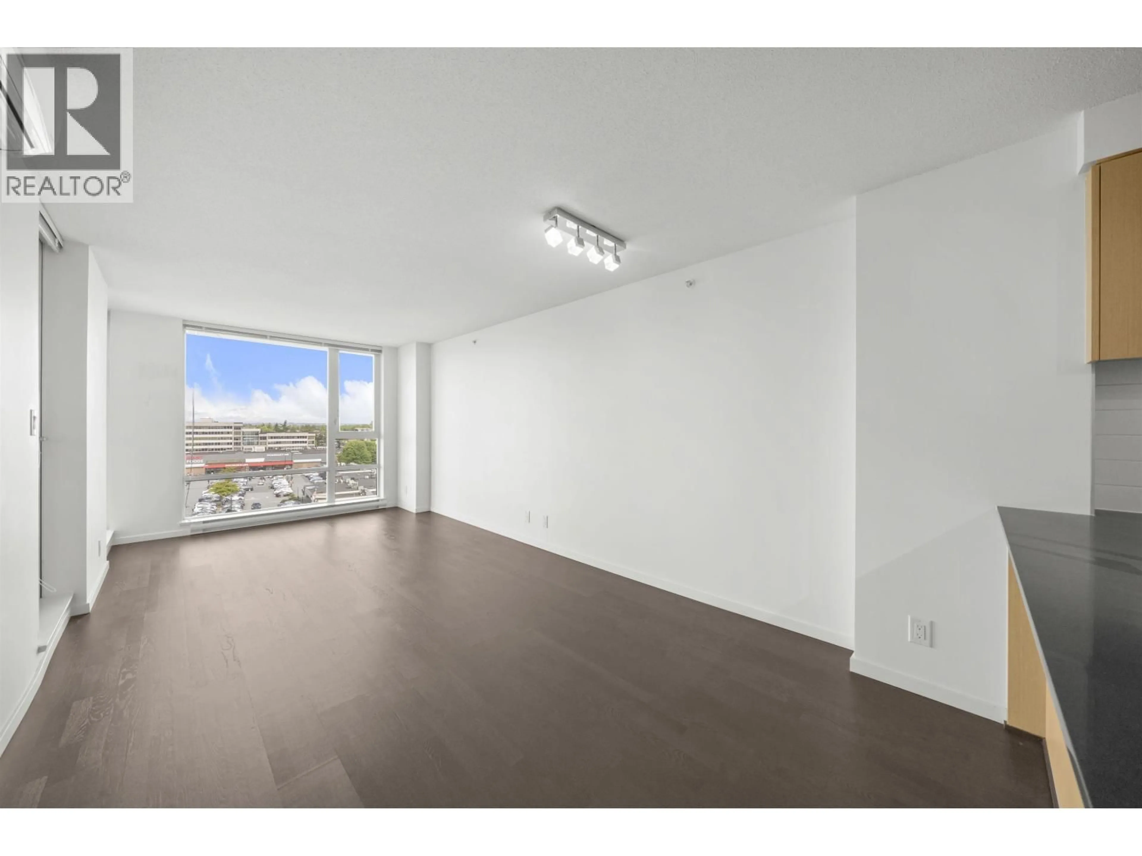 A pic of a room for 1011 - 7988 ACKROYD ROAD, Richmond British Columbia V6X0K6