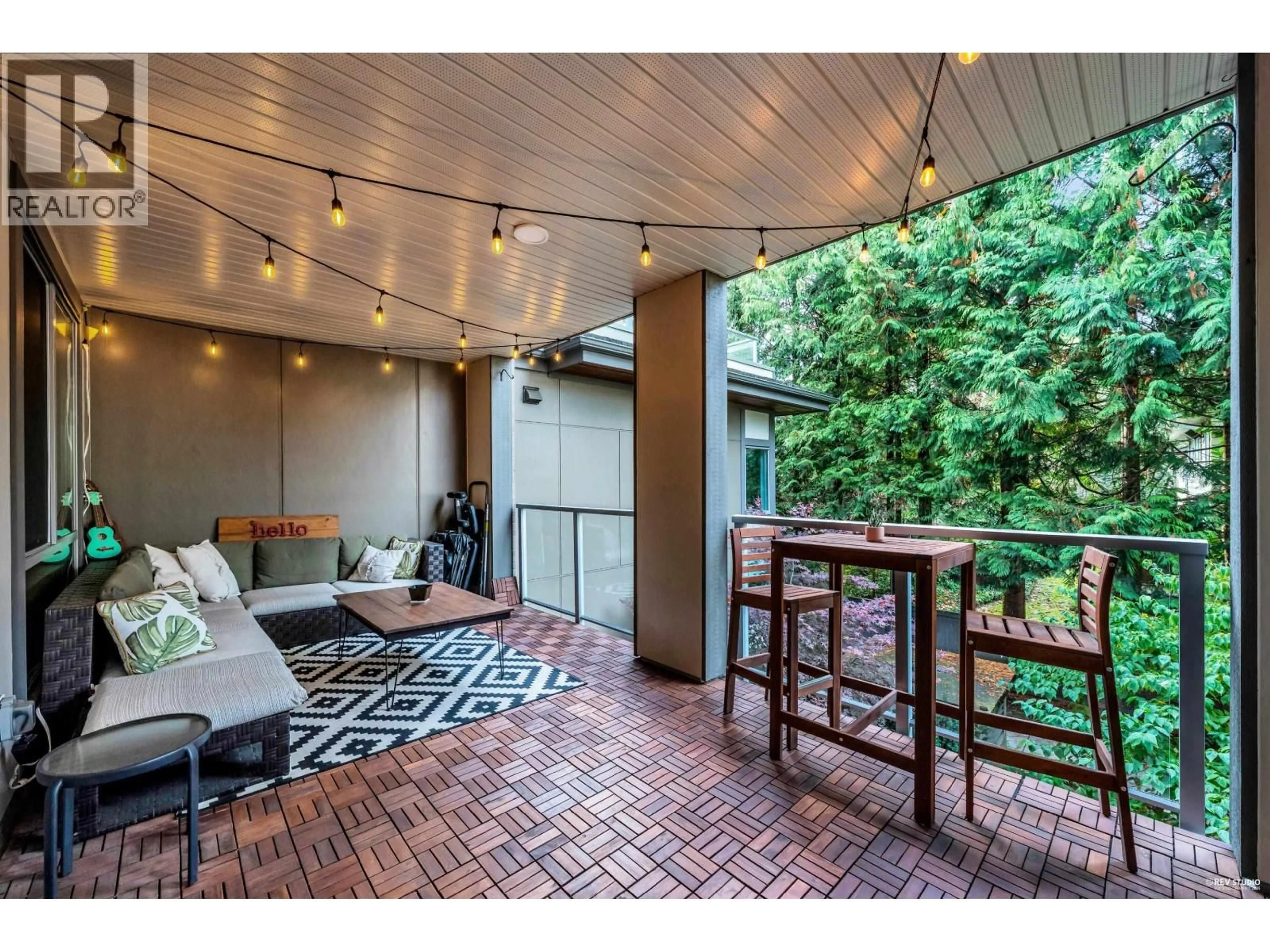 Patio, street for 201 - 5460 BROADWAY, Burnaby British Columbia V5B0B4