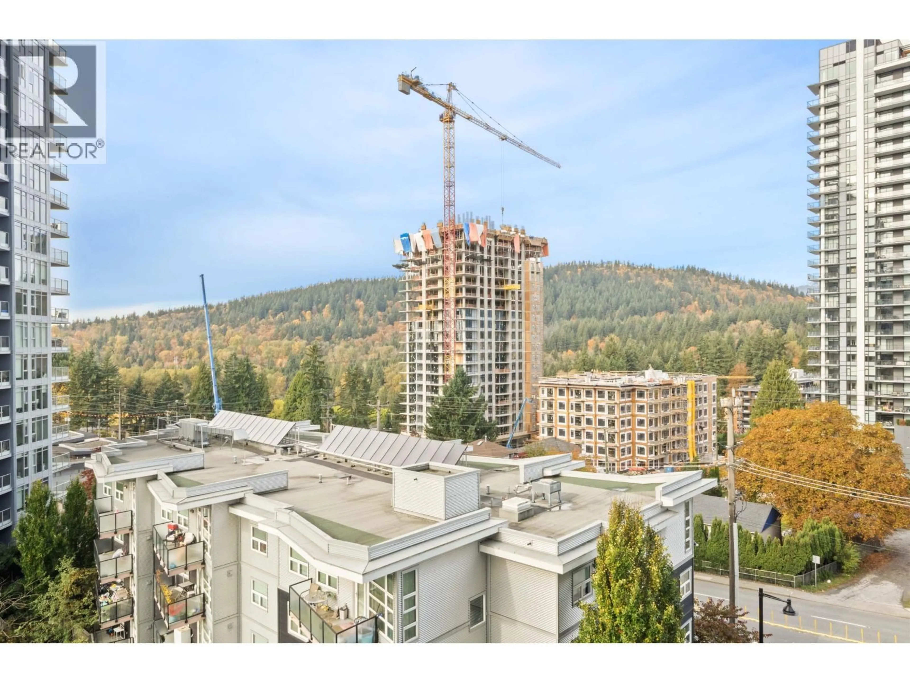 Blurry image for 404 - 567 CLARKE ROAD, Coquitlam British Columbia V3J0K7