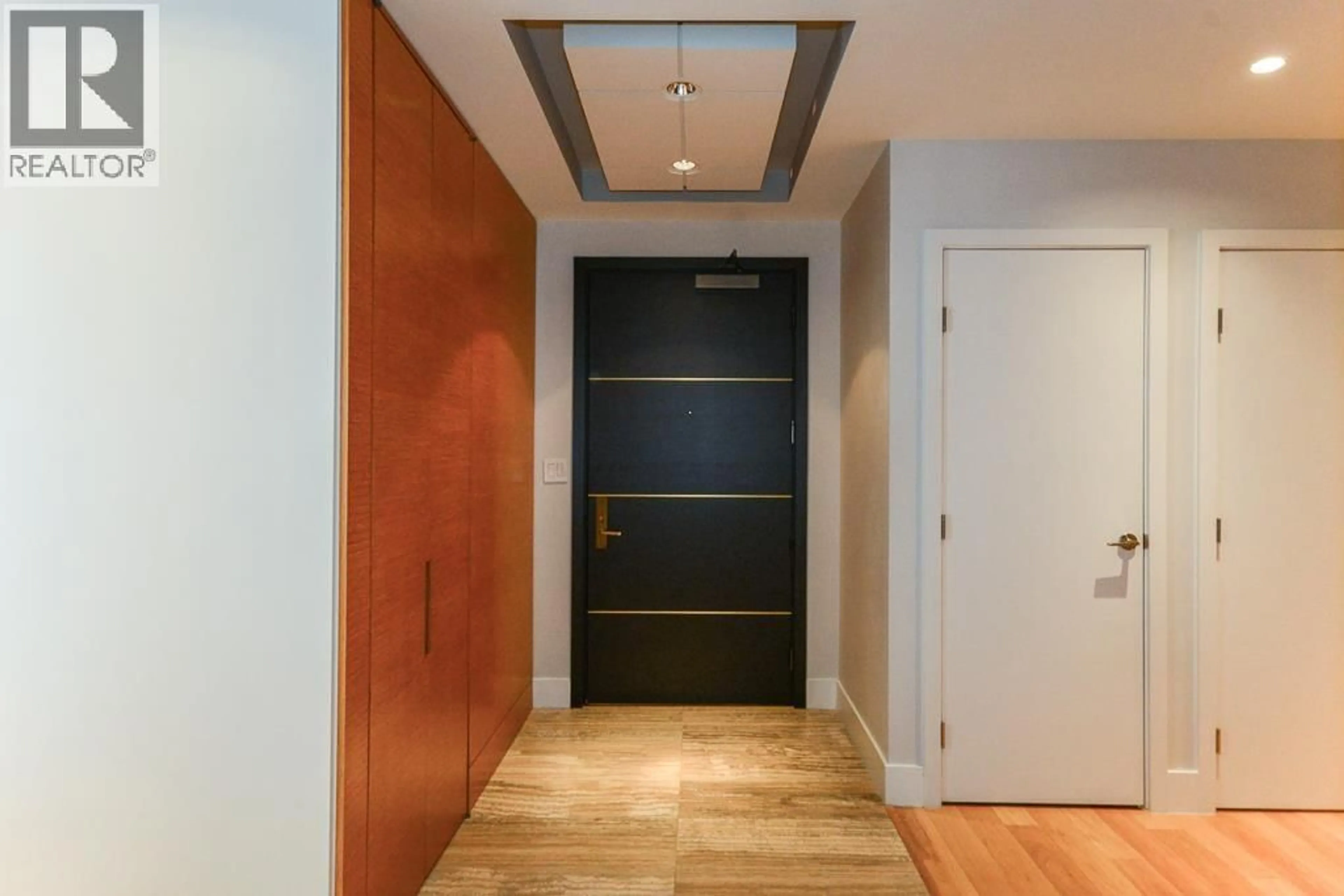 Indoor entryway for 1603 - 667 HOWE STREET, Vancouver British Columbia V6C0B5