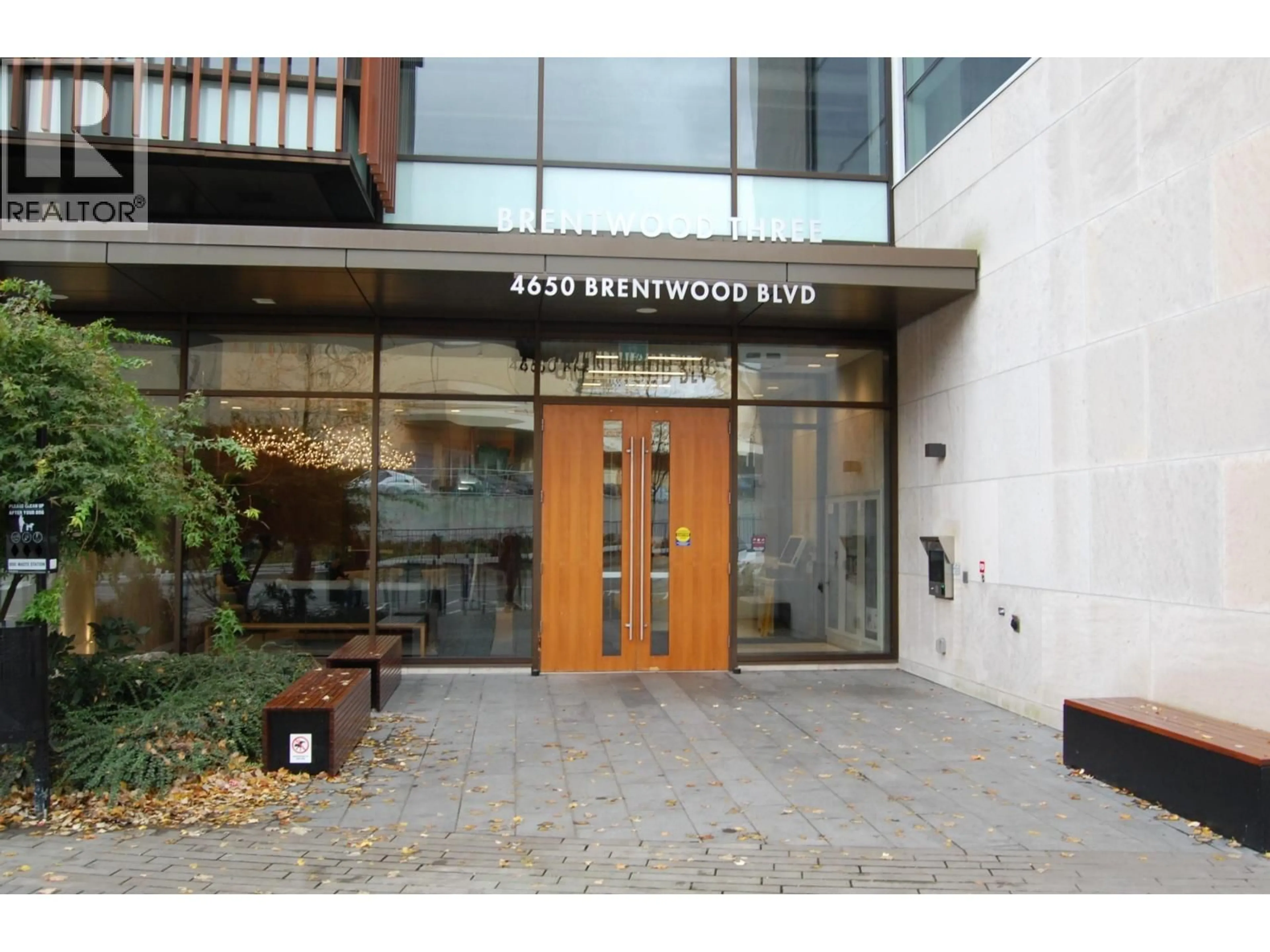 Indoor foyer for 4303 - 4650 BRENTWOOD BOULEVARD, Burnaby British Columbia V5C0M3