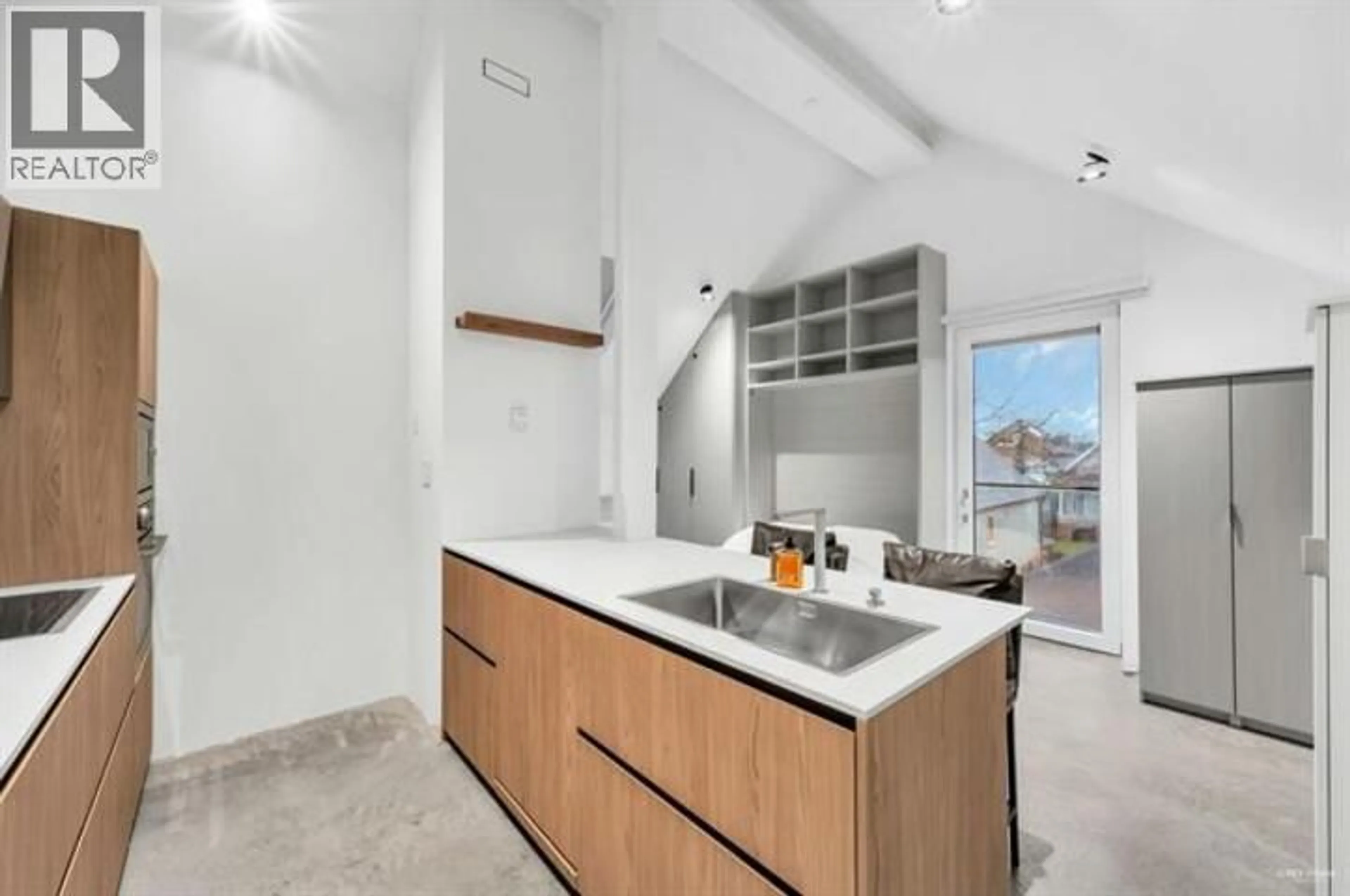 Open concept kitchen, unknown for 3 - 829 KEEFER STREET, Vancouver British Columbia V6A1Y8