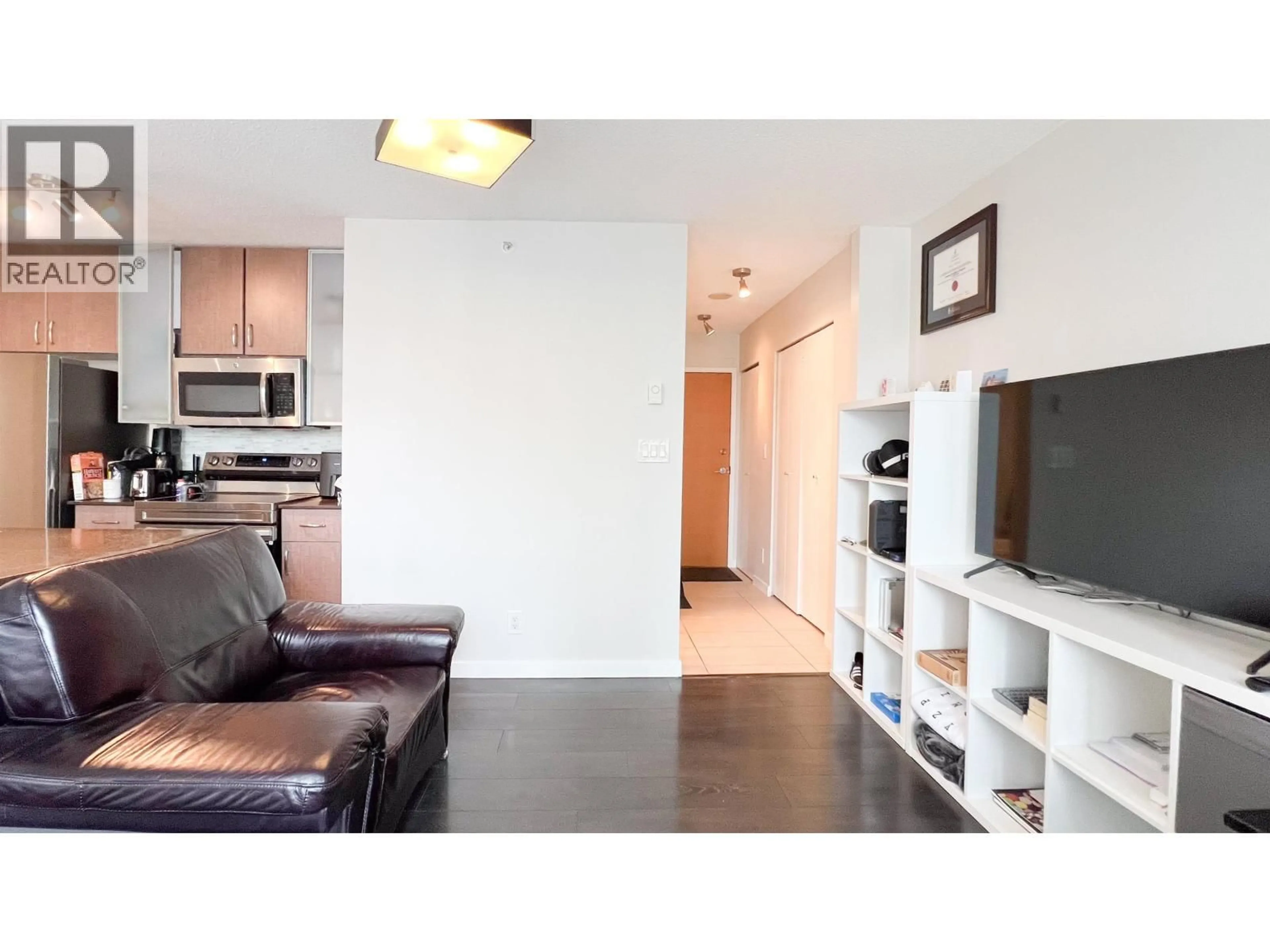 Unknown for 1002 - 977 MAINLAND STREET, Vancouver British Columbia V6B1T2