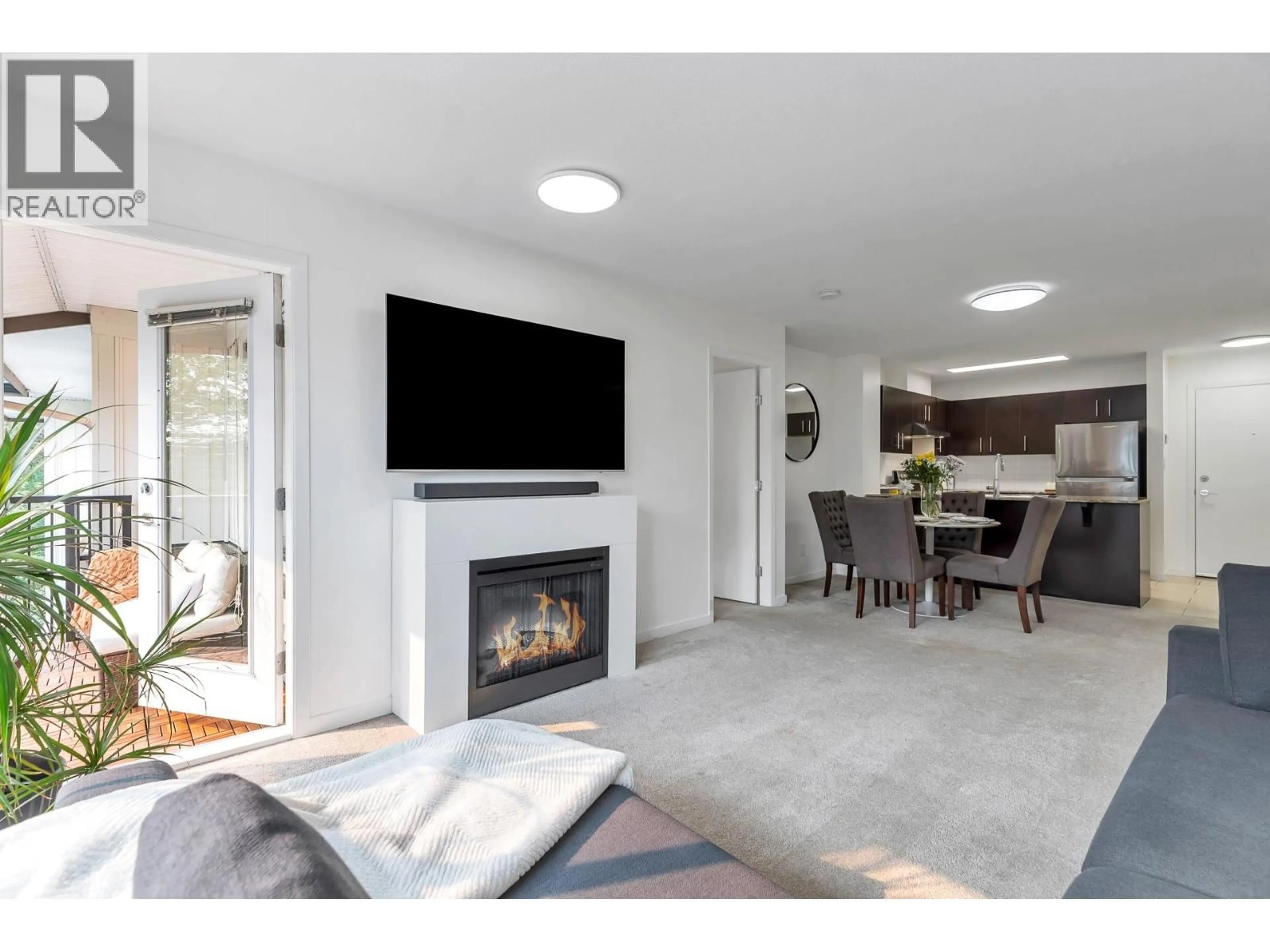 Living room with furniture, unknown for 412 - 11665 HANEY, Maple Ridge British Columbia V2X8W9