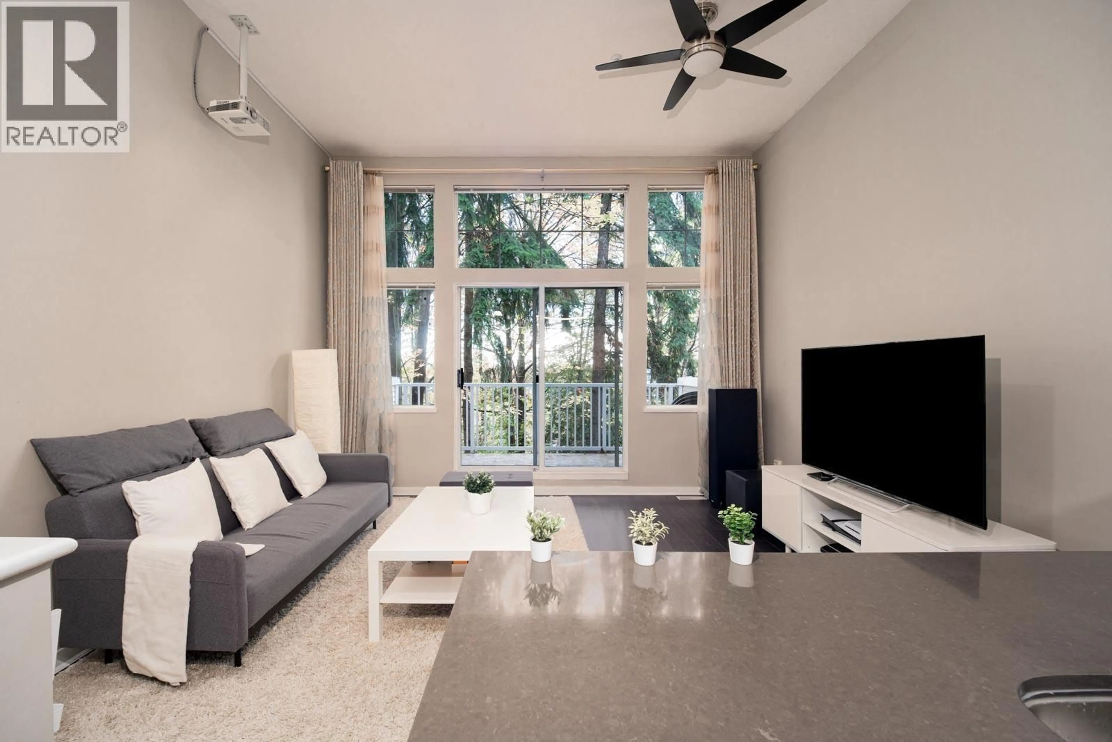 Living room with furniture, unknown for 1 - 3586 RAINIER PLACE, Vancouver British Columbia V5S4T3