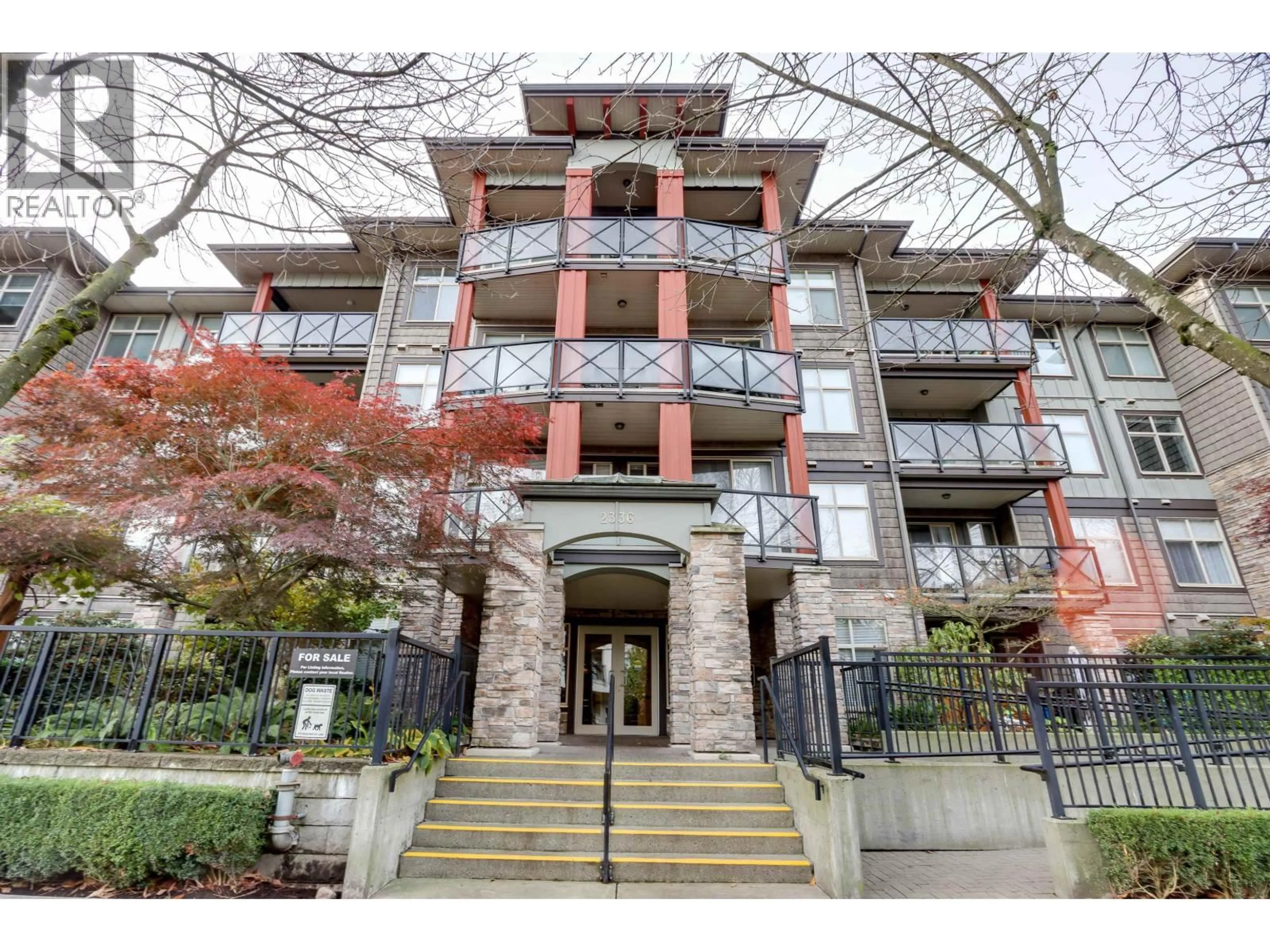 Indoor foyer for 303 - 2336 WHYTE AVENUE, Port Coquitlam British Columbia V3C0A7