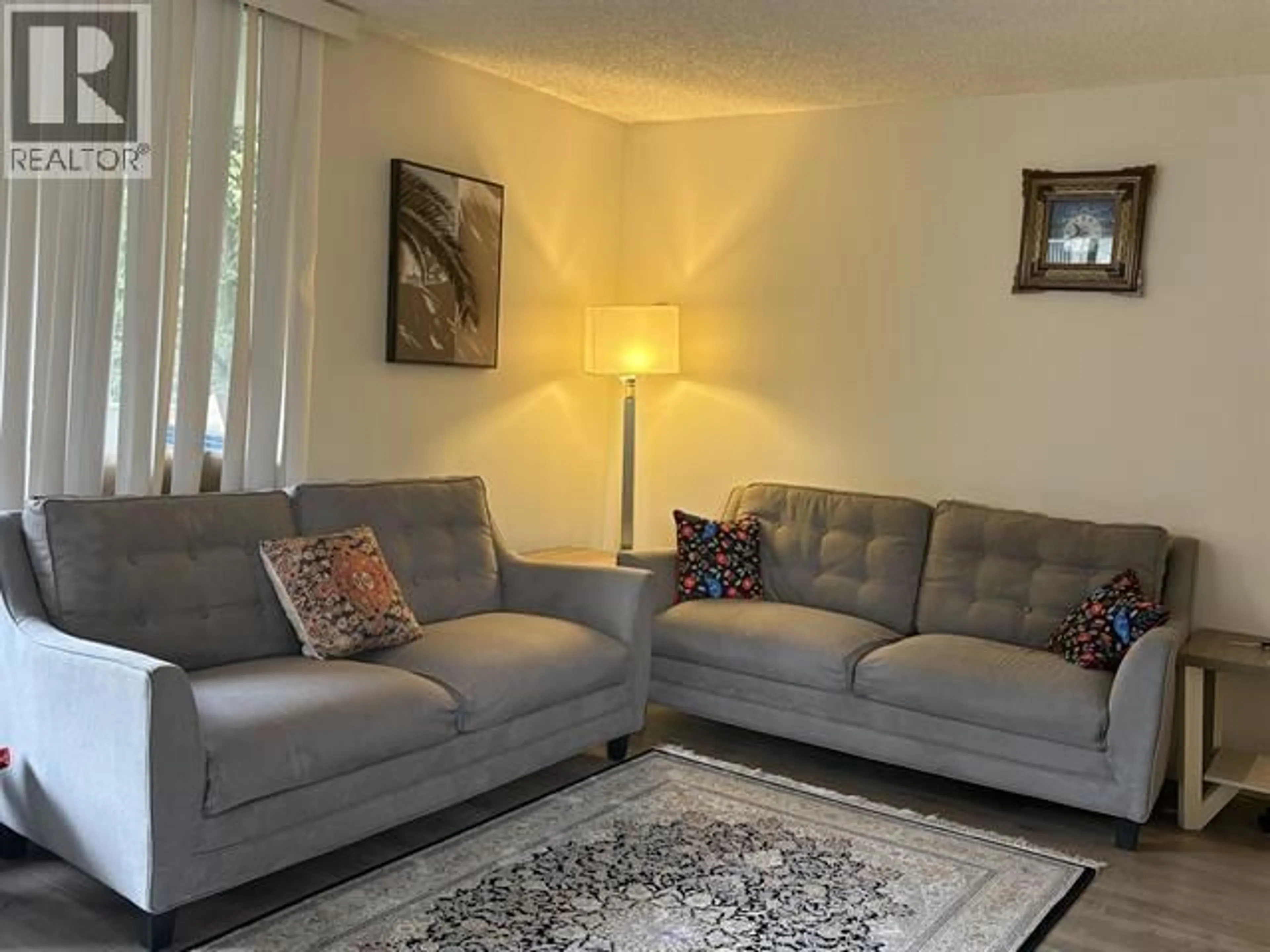 Living room with furniture, unknown for 508 - 2020 FULLERTON AVENUE, North Vancouver British Columbia V7P3G3