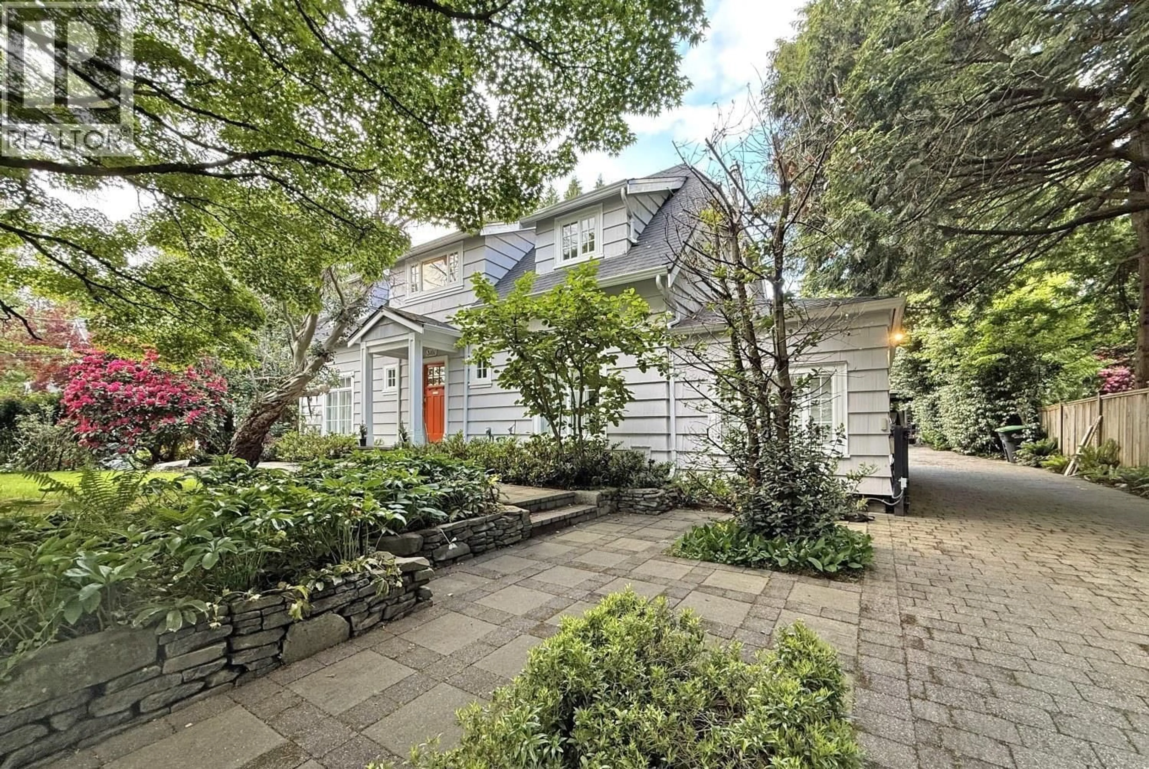 Patio, street for 3161 43RD AVENUE, Vancouver British Columbia V6N3J4