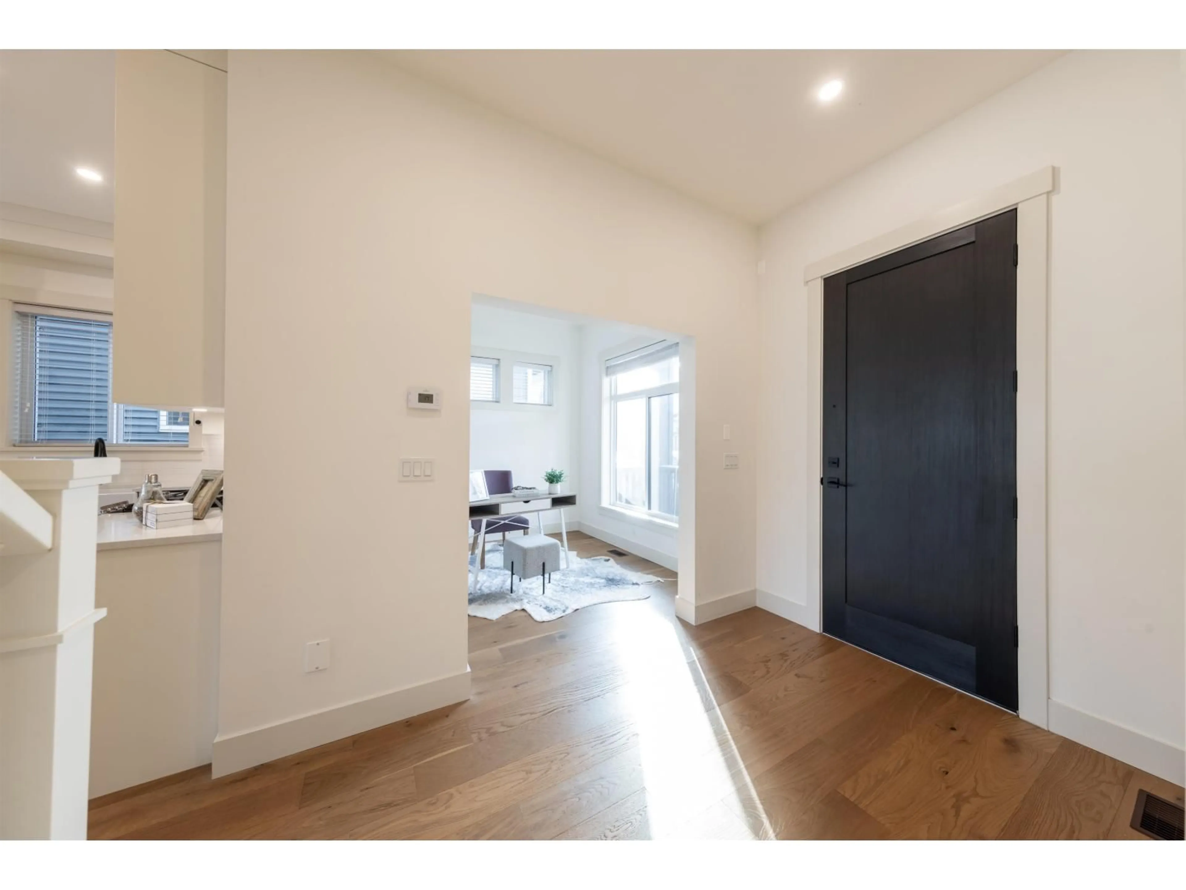 Indoor entryway for 19785 75A, Langley British Columbia V2Y5K2