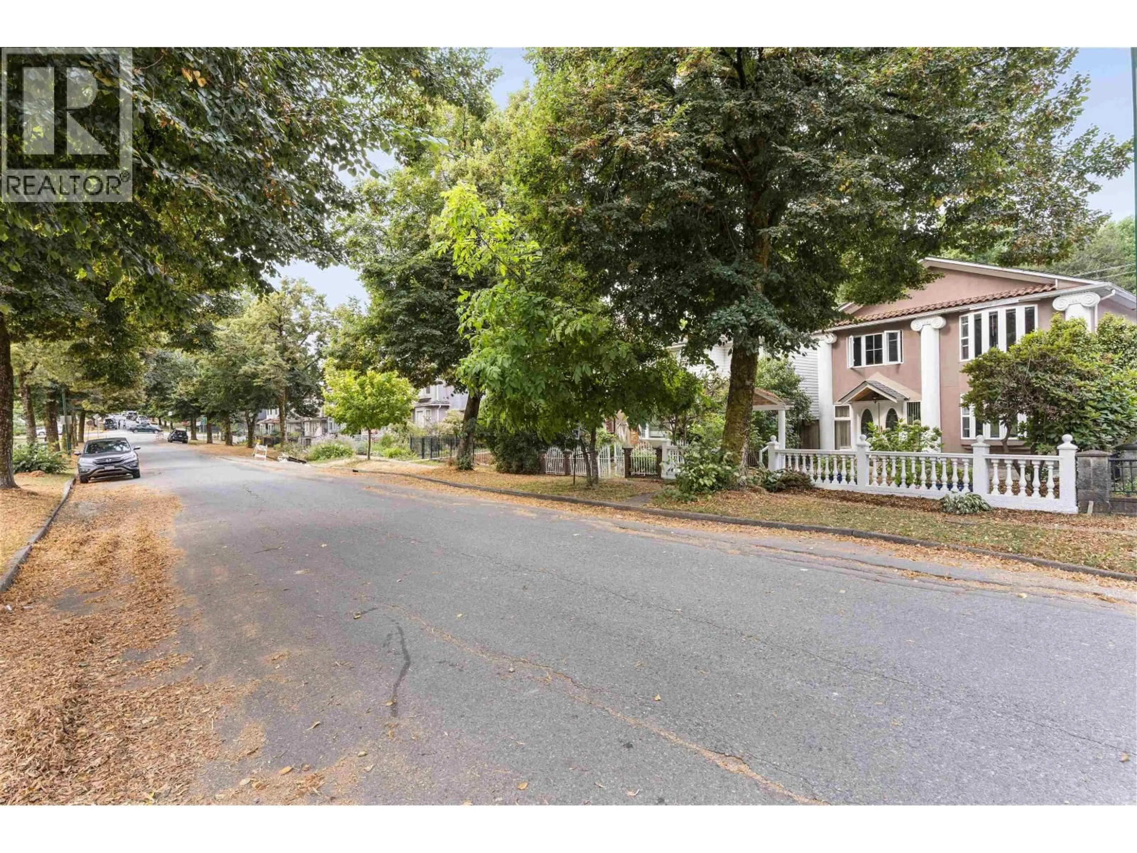 Blurry image for 5263 WALES STREET, Vancouver British Columbia V5R3M7