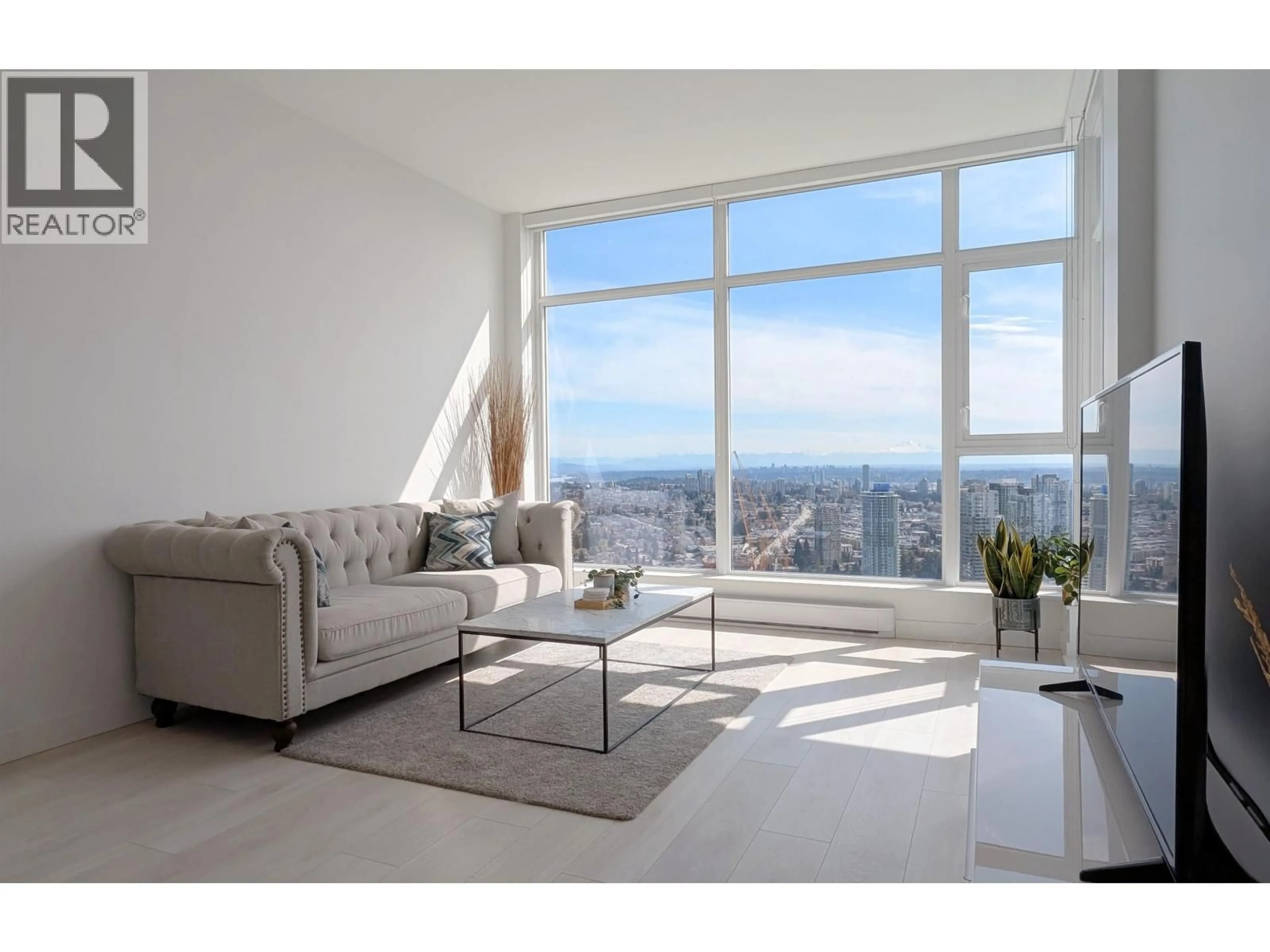 Living room with furniture, unknown for 5101 - 4670 ASSEMBLY WAY, Burnaby British Columbia V5H0H3