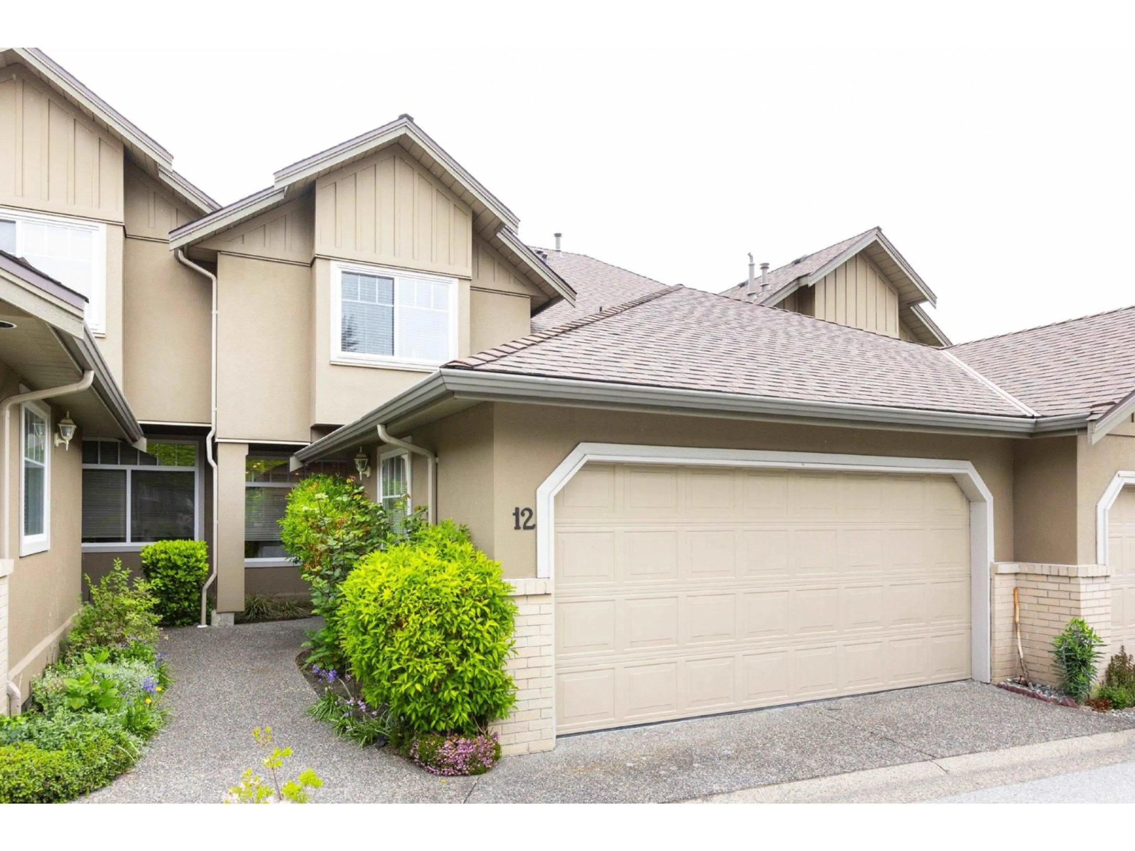 Home with vinyl exterior material, street for 12 - 15151 26, Surrey British Columbia V4P2Z8