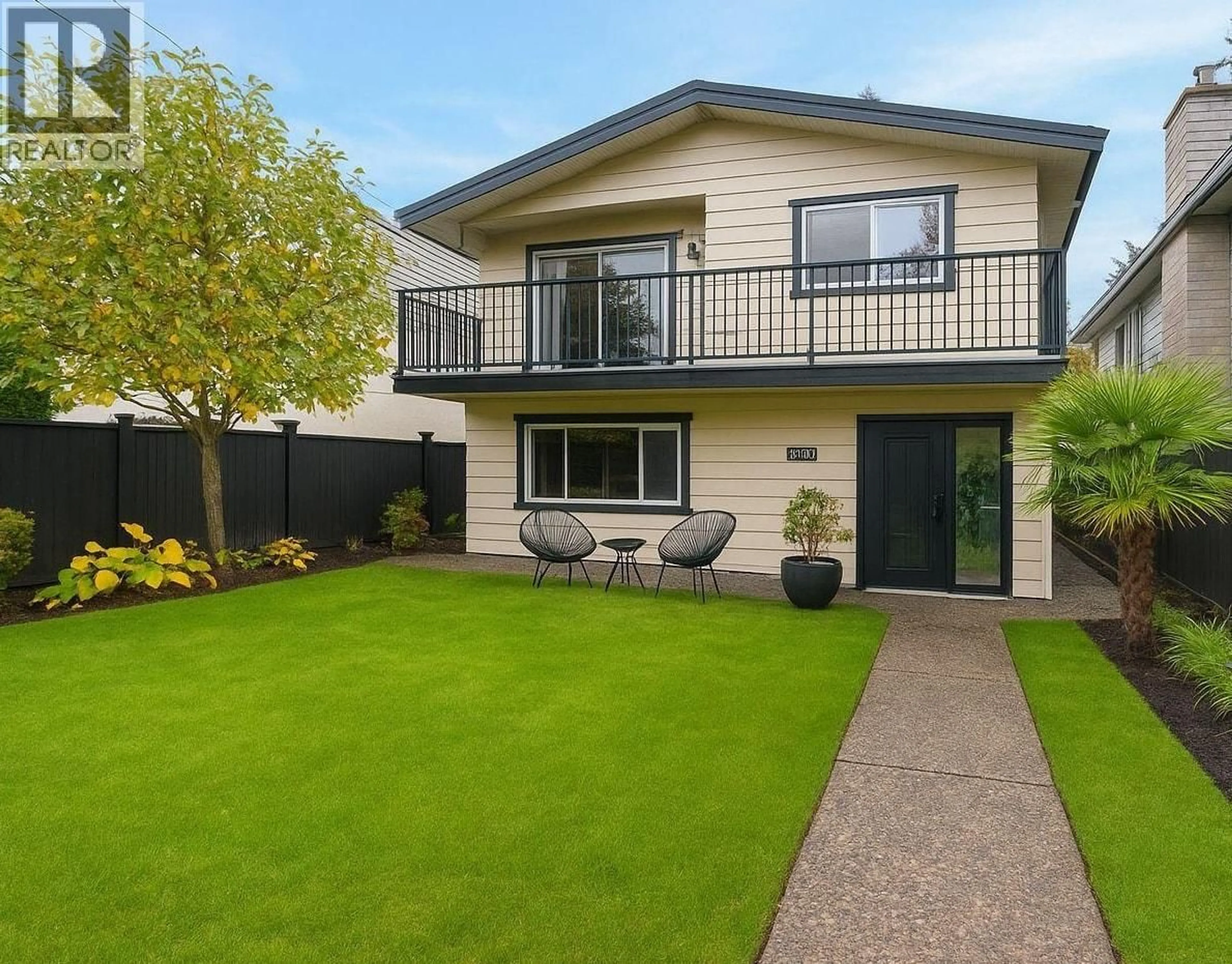 Home with vinyl exterior material, street for 1709 PHILIP AVENUE, North Vancouver British Columbia V7P2V9