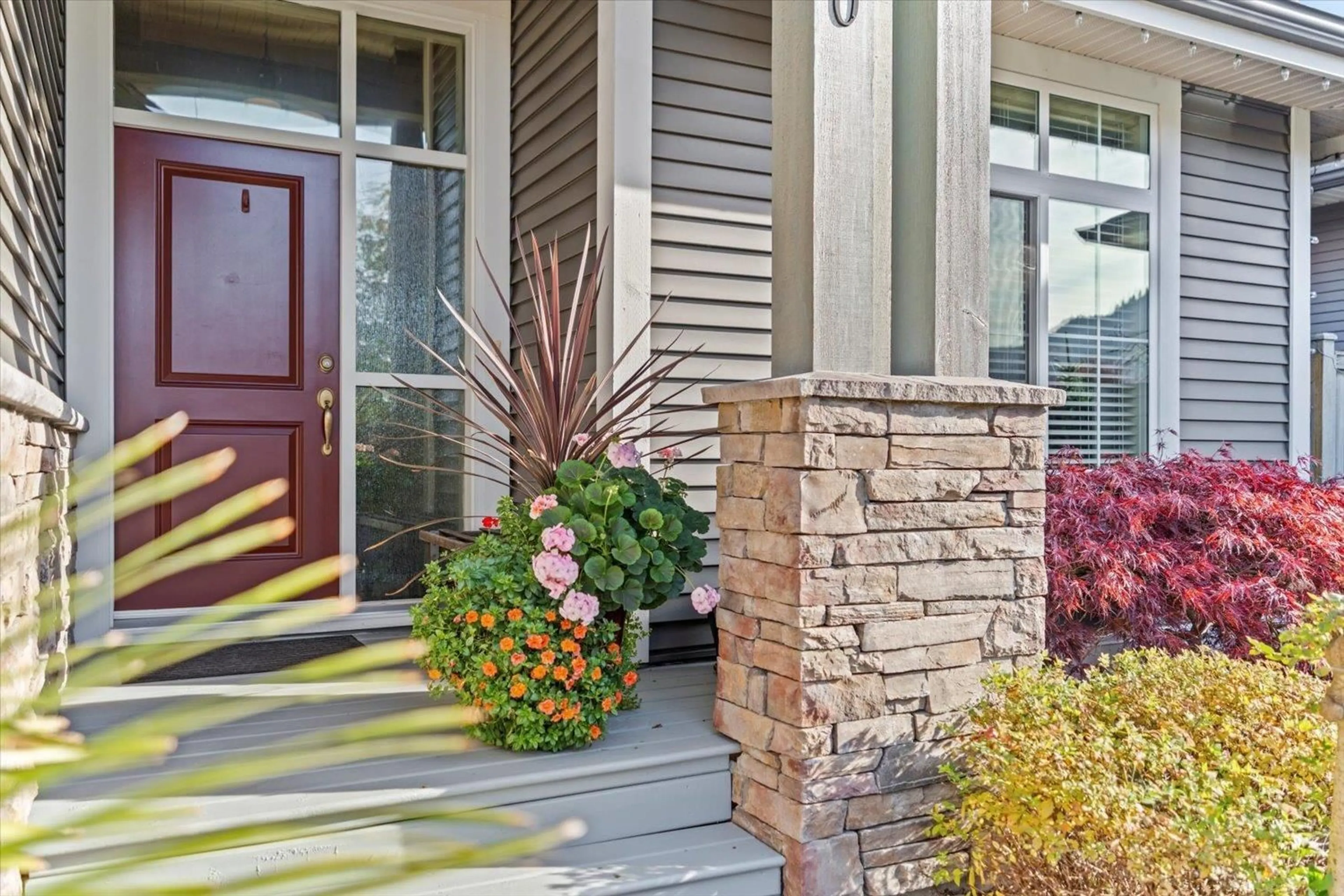 Home with brick exterior material, street for 5440 CHINOOK STREET, Chilliwack British Columbia V2R0T4