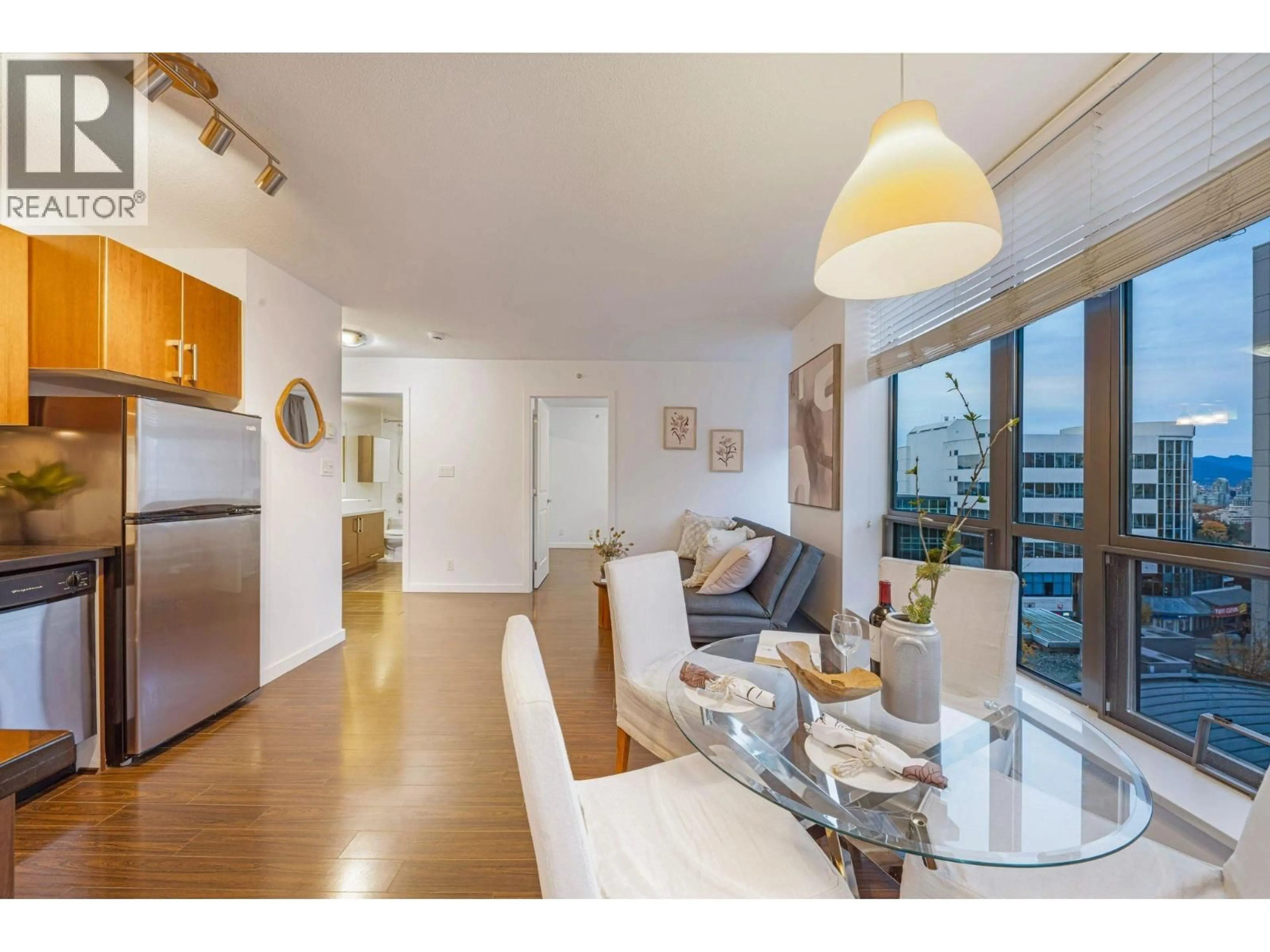 Unknown for 701 - 1068 BROADWAY, Vancouver British Columbia V6H0A7