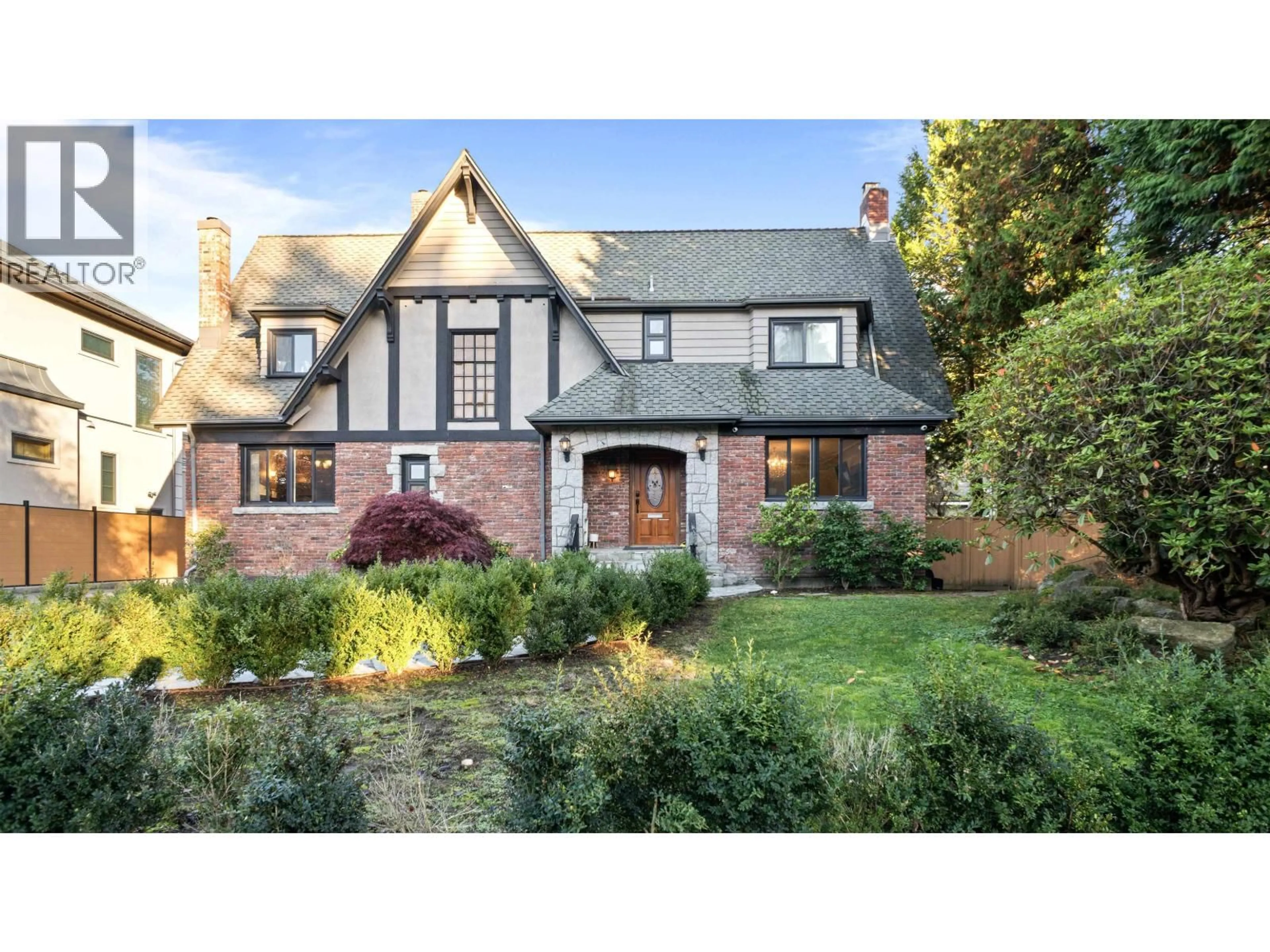 Home with brick exterior material, street for 5550 CYPRESS STREET, Vancouver British Columbia V6M3R6