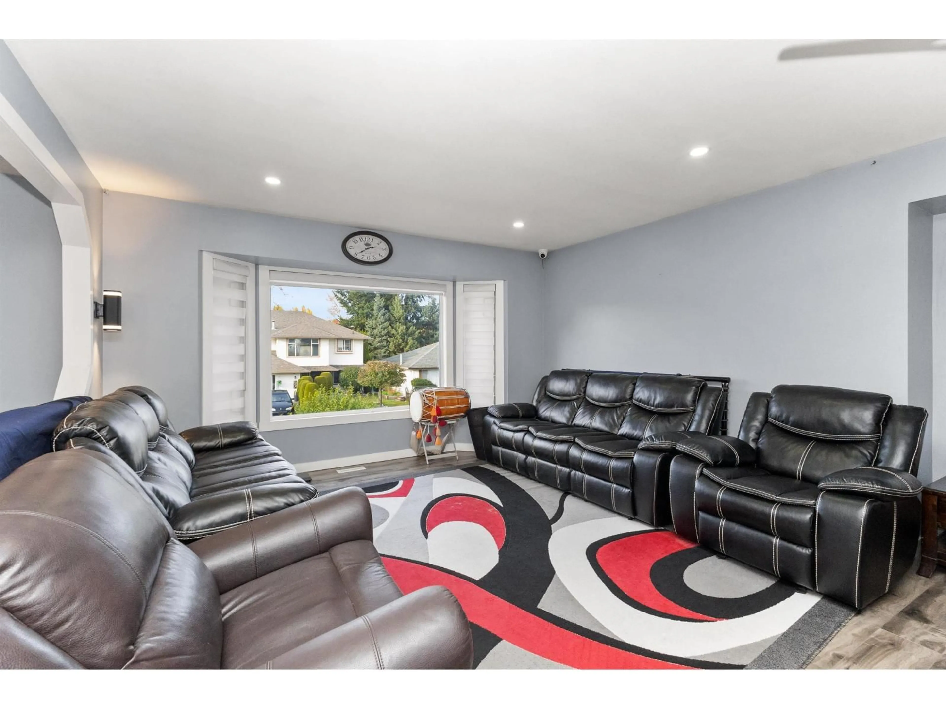 Living room with furniture, unknown for 31362 MCCONACHIE, Abbotsford British Columbia V2T5G6