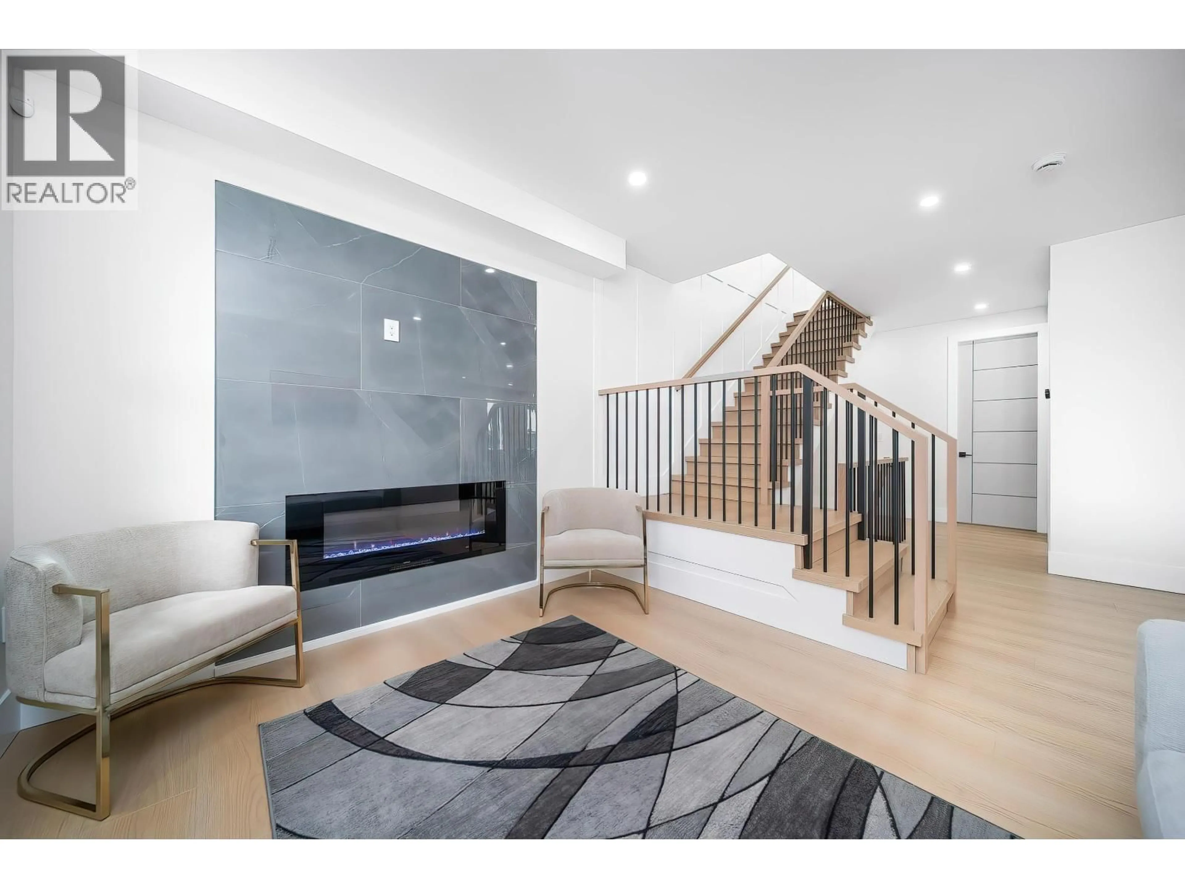 Unknown for 7820 STANLEY STREET, Burnaby British Columbia V5E1V8