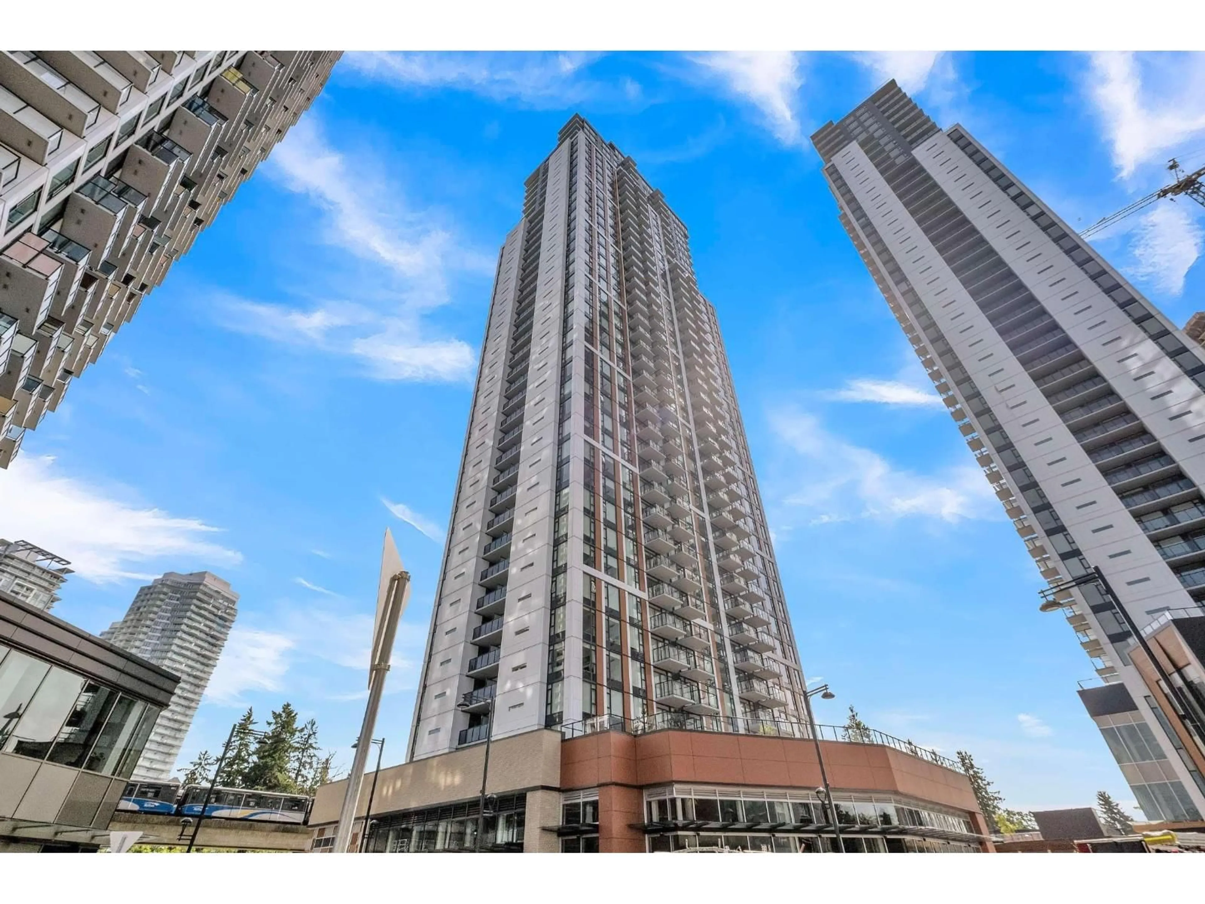 Unknown for 512 - 13725 GEORGE JUNCTION, Surrey British Columbia V3T4Y3