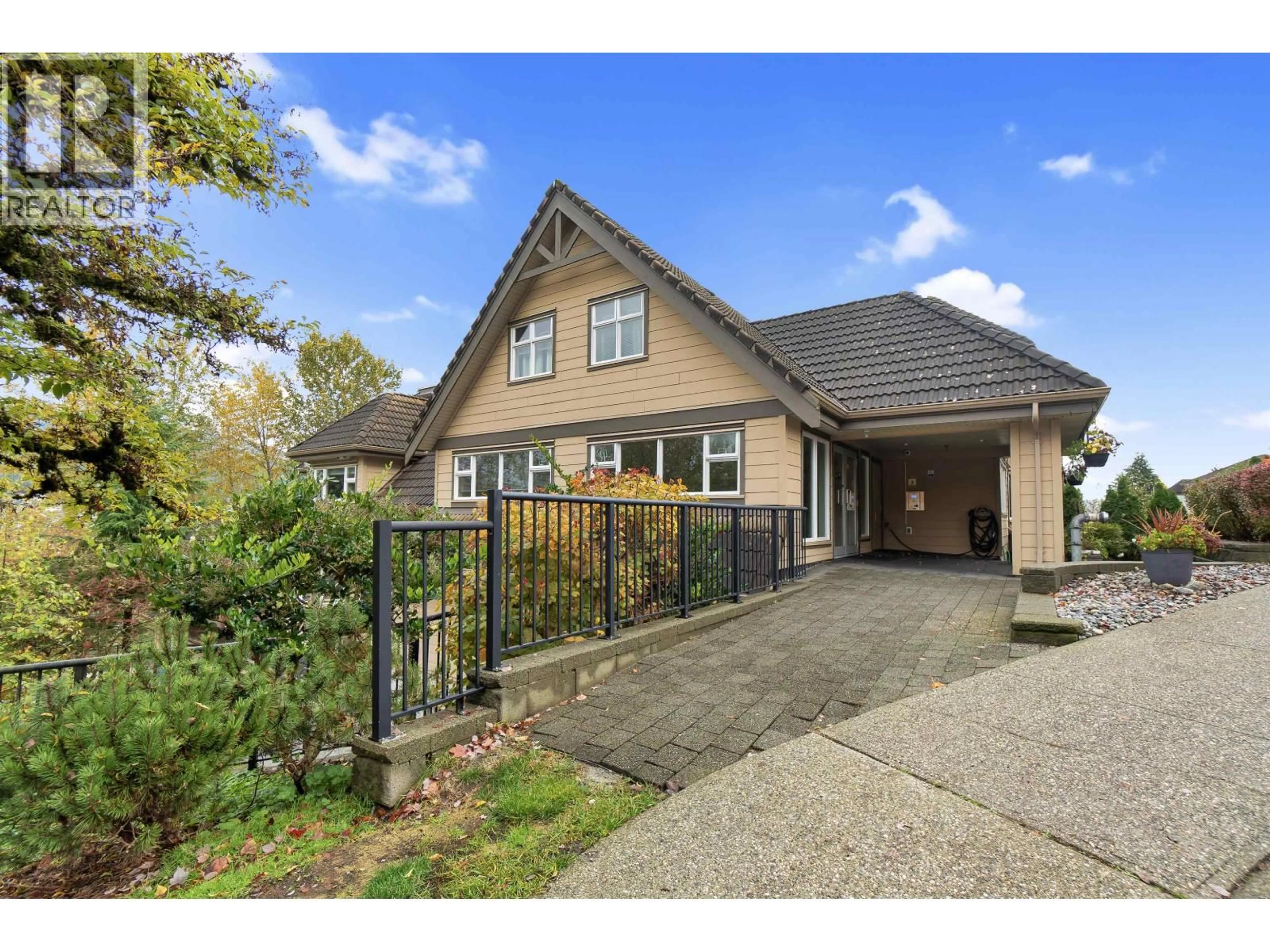 Unknown for 111 - 160 SHORELINE CIRCLE, Port Moody British Columbia V3H0B2