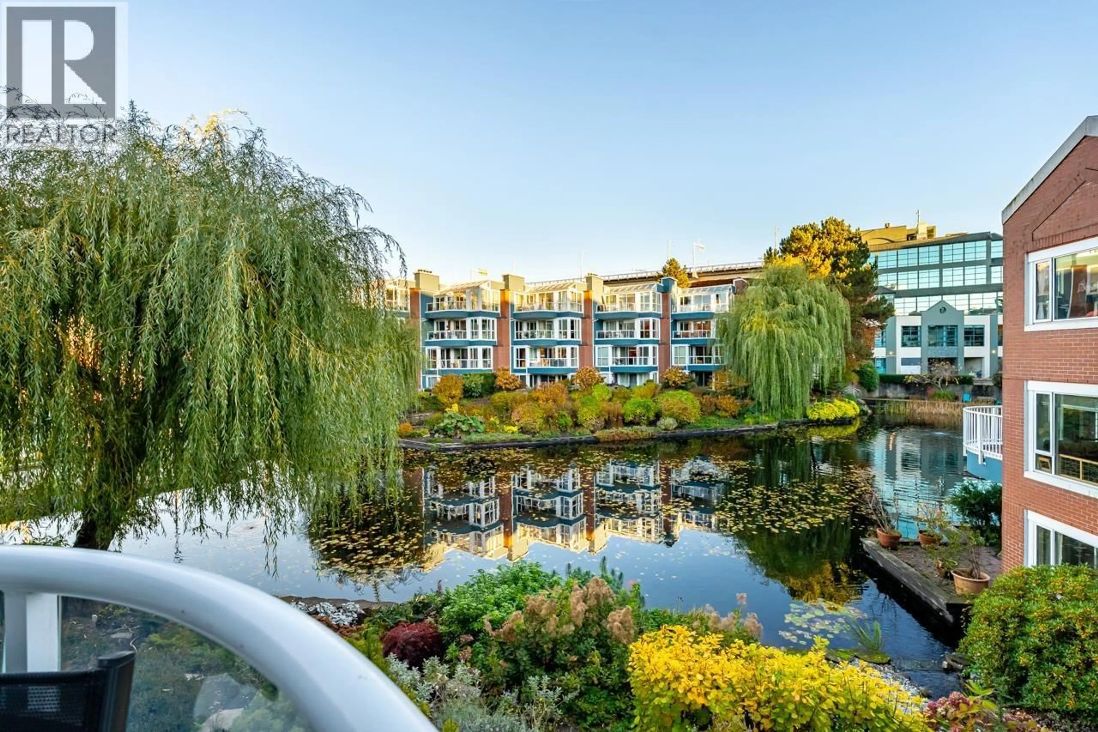 Patio, water/lake/river/ocean view for 204 - 1551 MARINER WALK, Vancouver British Columbia V6J4X9