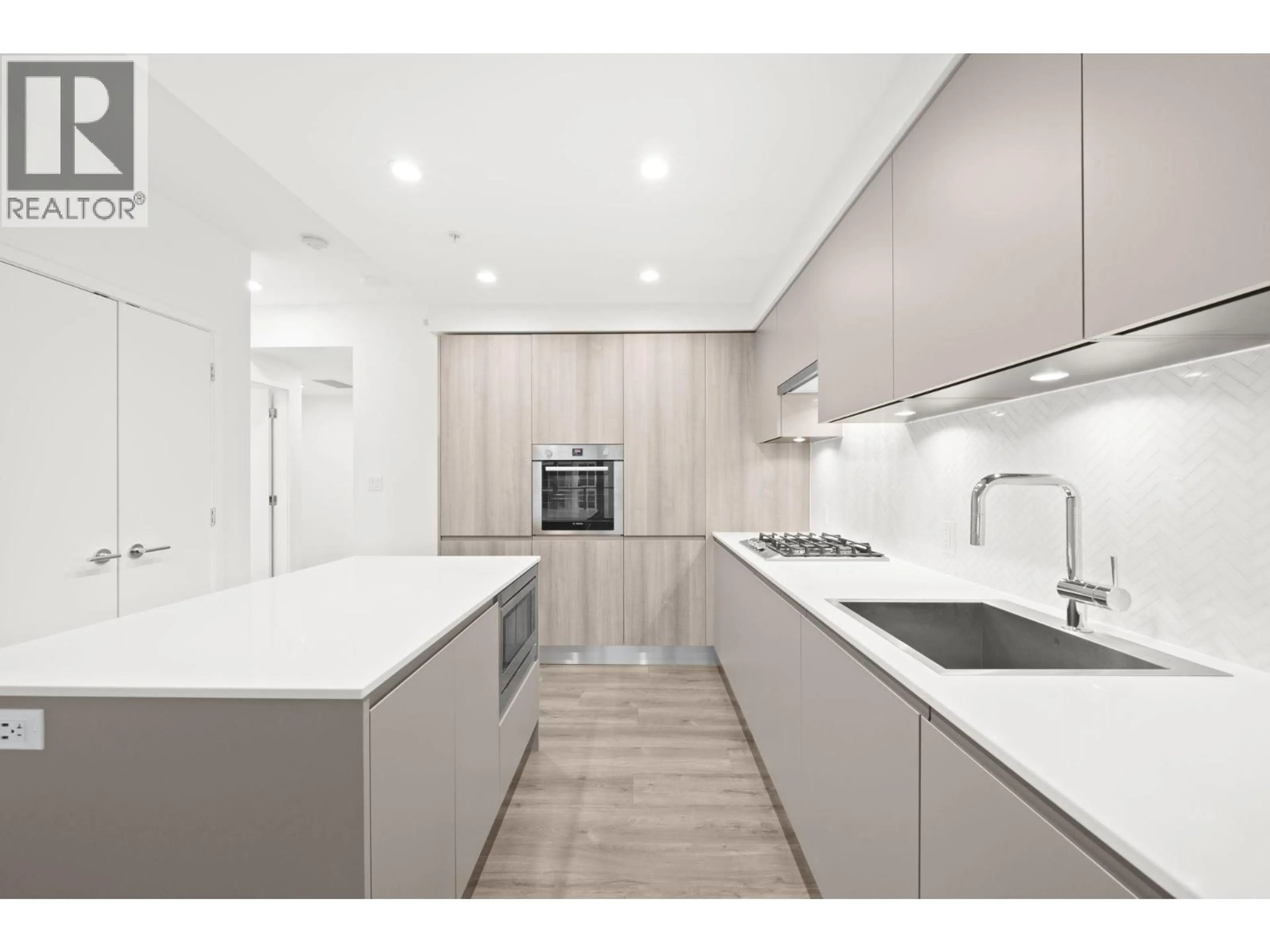 Standard kitchen, unknown for 2306 - 3809 EVERGREEN PLACE, Burnaby British Columbia V3J0M1