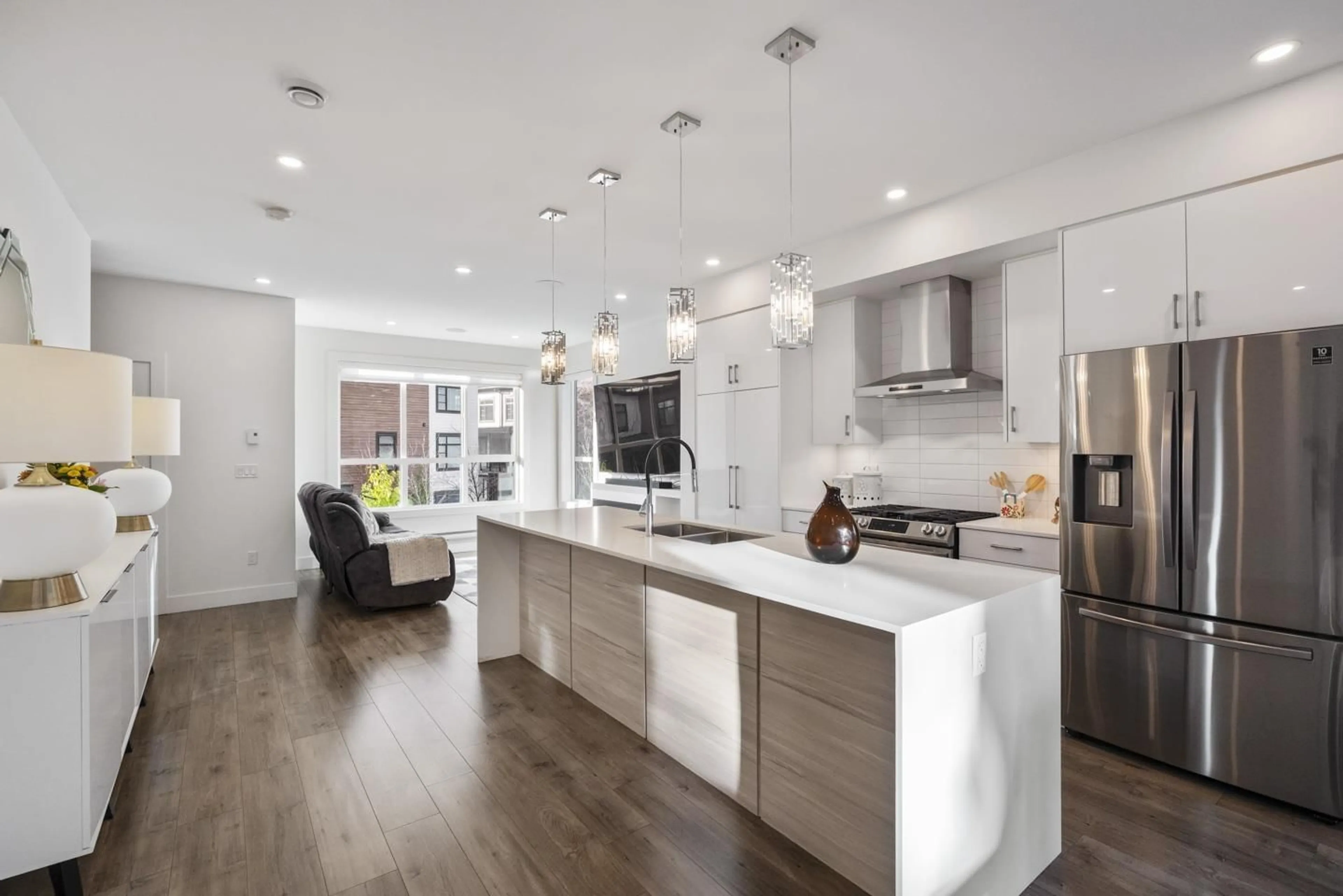 Open concept kitchen, unknown for 41 - 7177 194A, Surrey British Columbia V4N1N3