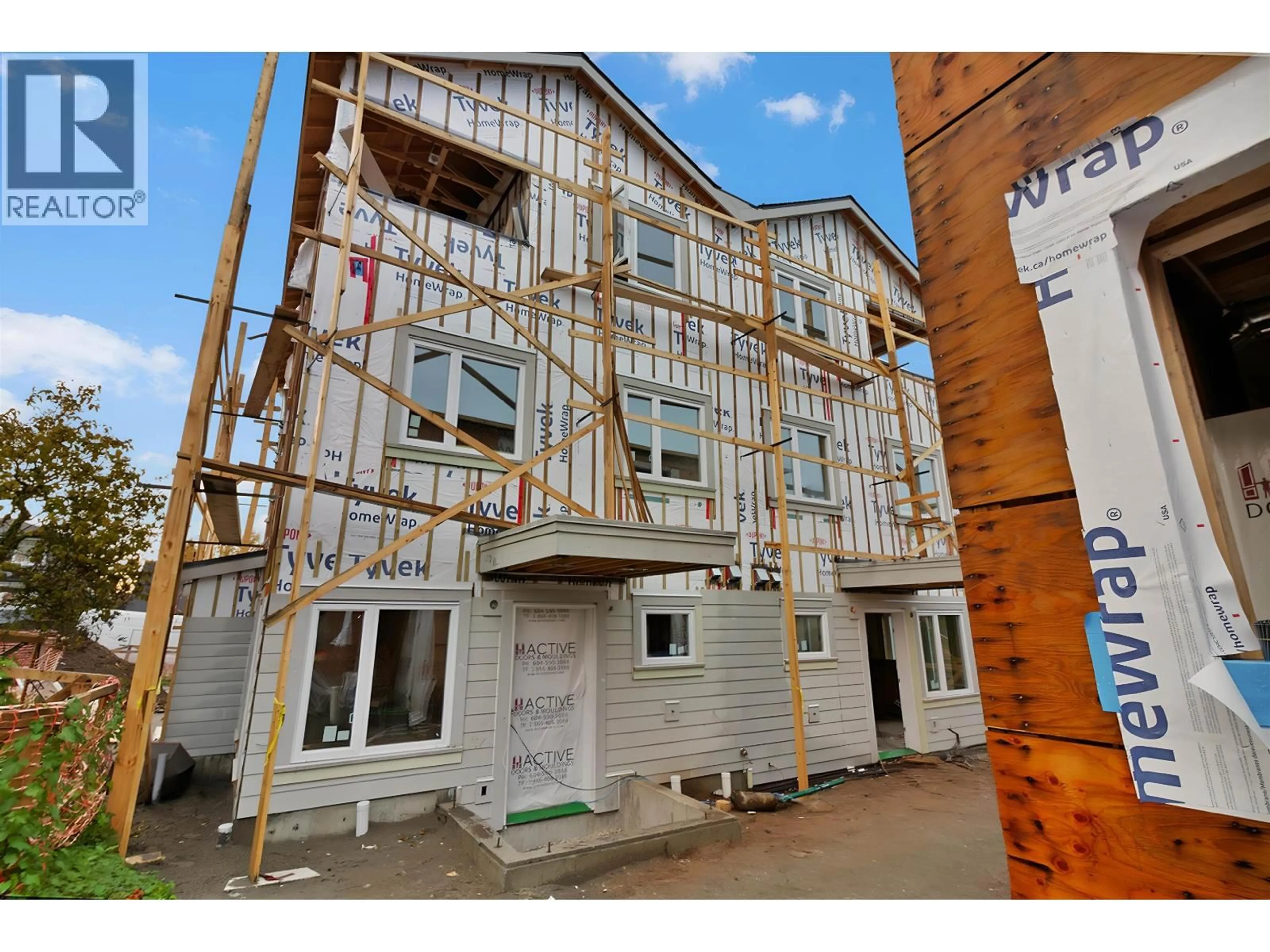 Unknown for 1 - 3581 HAIDA STREET, Vancouver British Columbia V5M3Y9