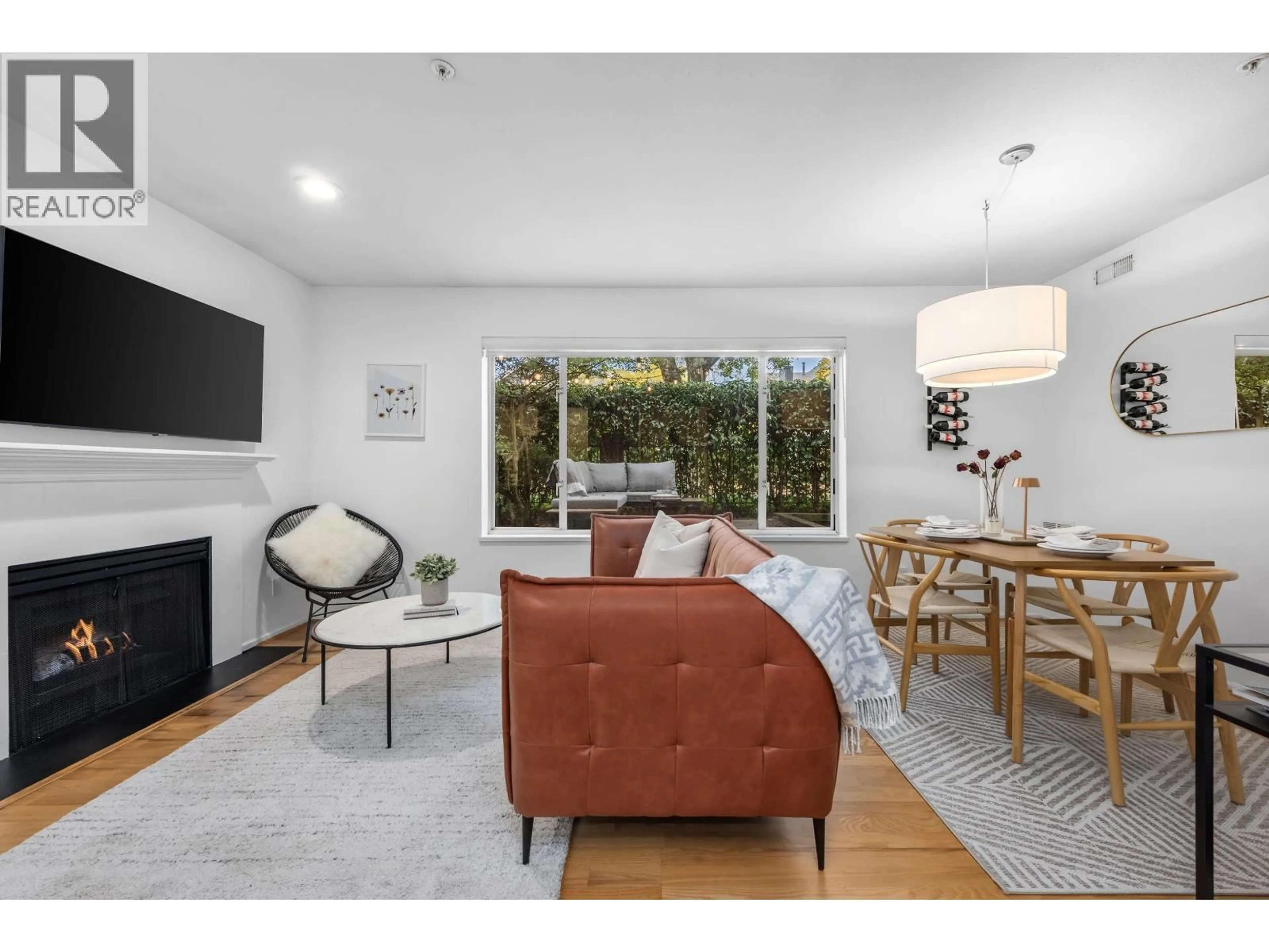 Living room with furniture, unknown for 103 - 628 13TH AVENUE, Vancouver British Columbia V5Z1N9