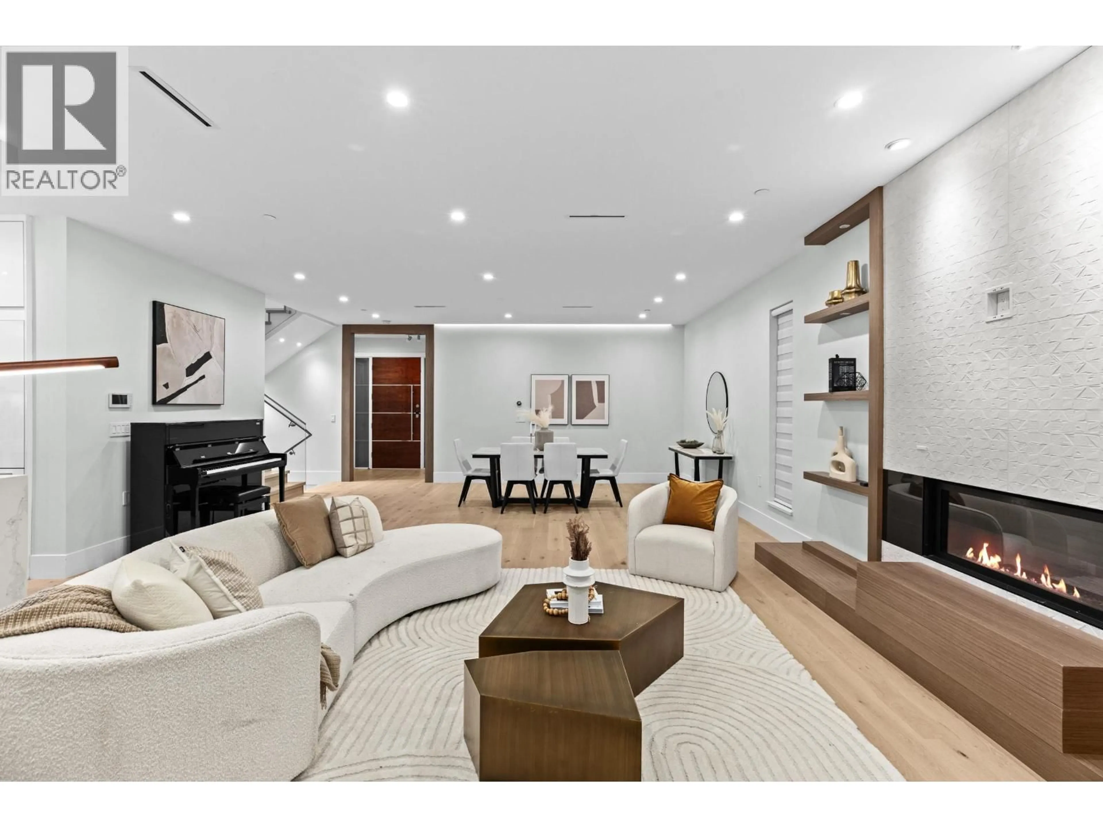 Living room with furniture, unknown for 3279 VIMY CRESCENT, Vancouver British Columbia V5M4B5