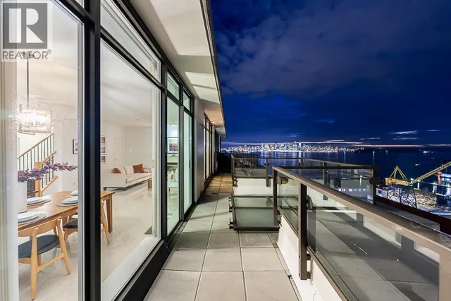 PH3 - 162 VICTORY SHIP WAY, North Vancouver 2