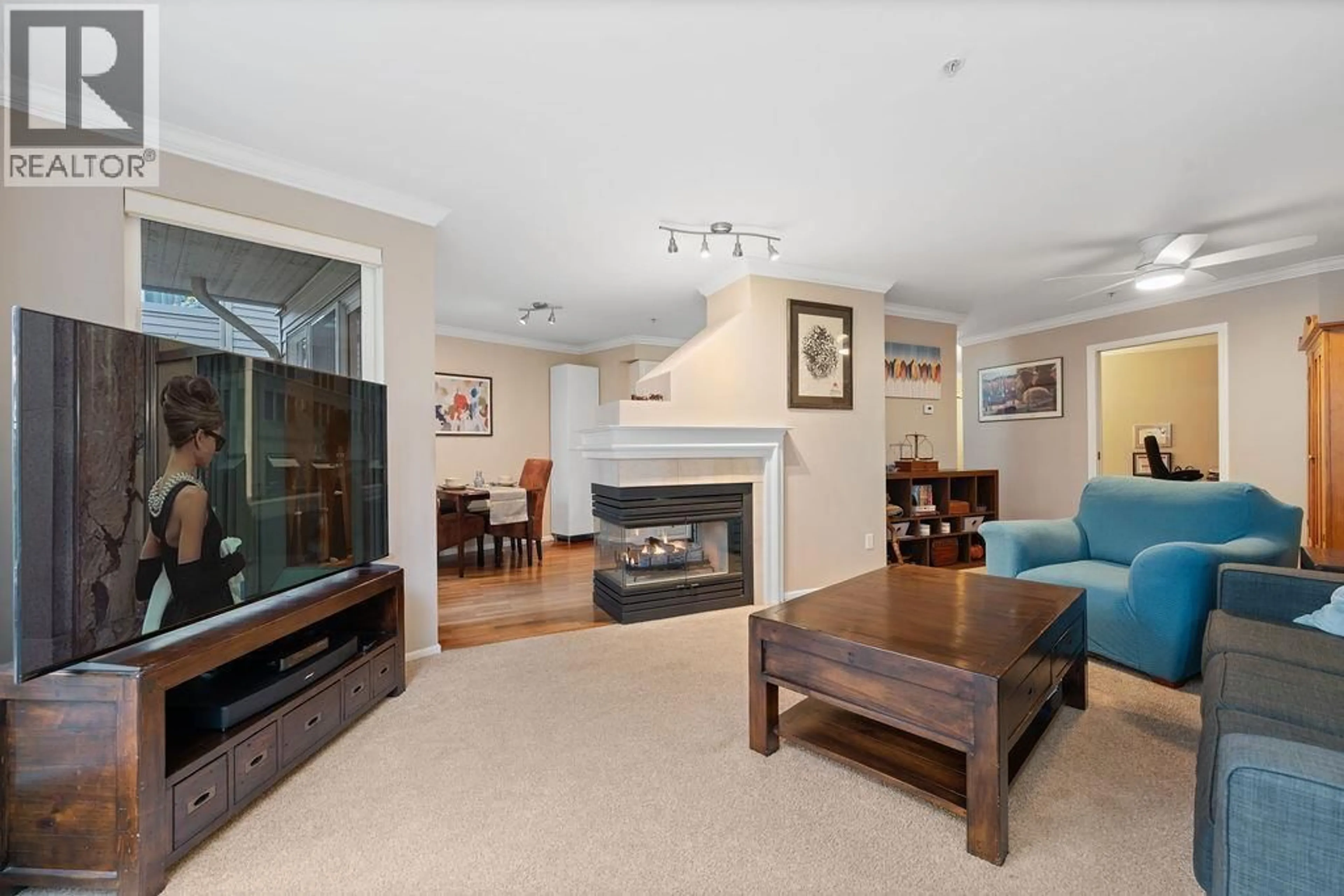 Living room with furniture, unknown for 220 - 5800 ANDREWS ROAD, Richmond British Columbia V7E6M2