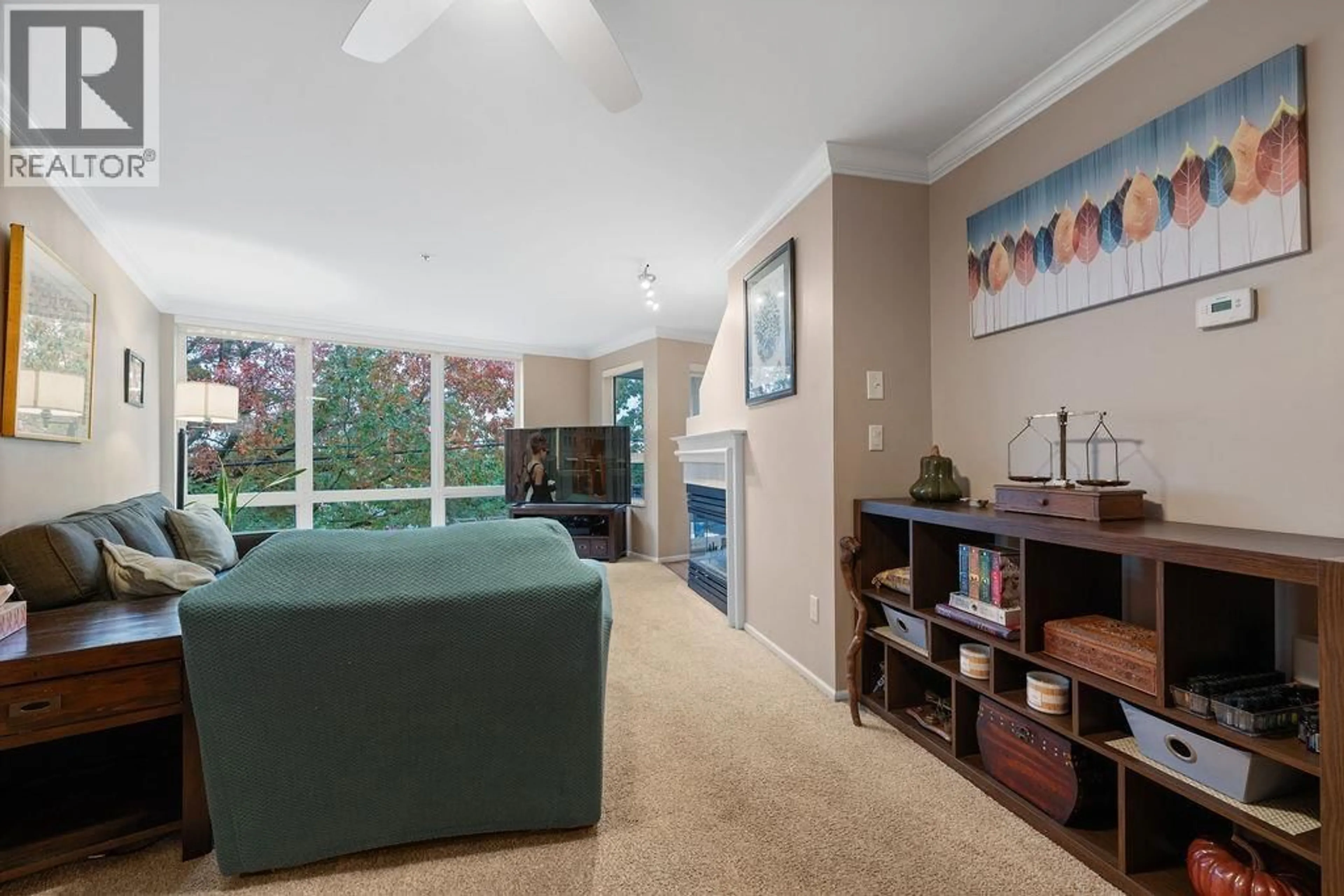 Living room with furniture, unknown for 220 - 5800 ANDREWS ROAD, Richmond British Columbia V7E6M2