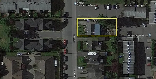 9244 HAZEL STREET, Chilliwack 3