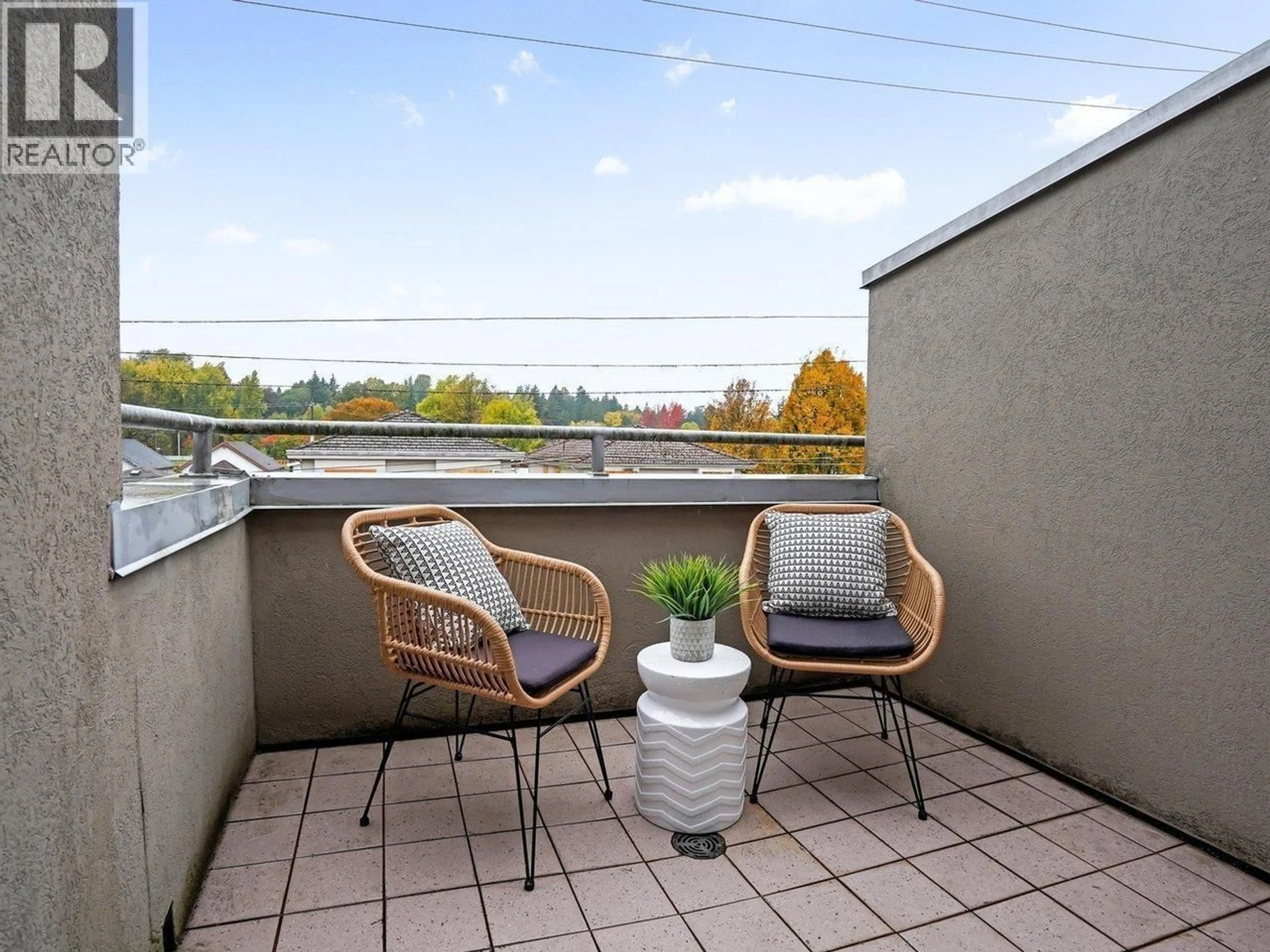 Balcony in the apartment, unknown for 208 - 188 33RD AVENUE, Vancouver British Columbia V5V5E5