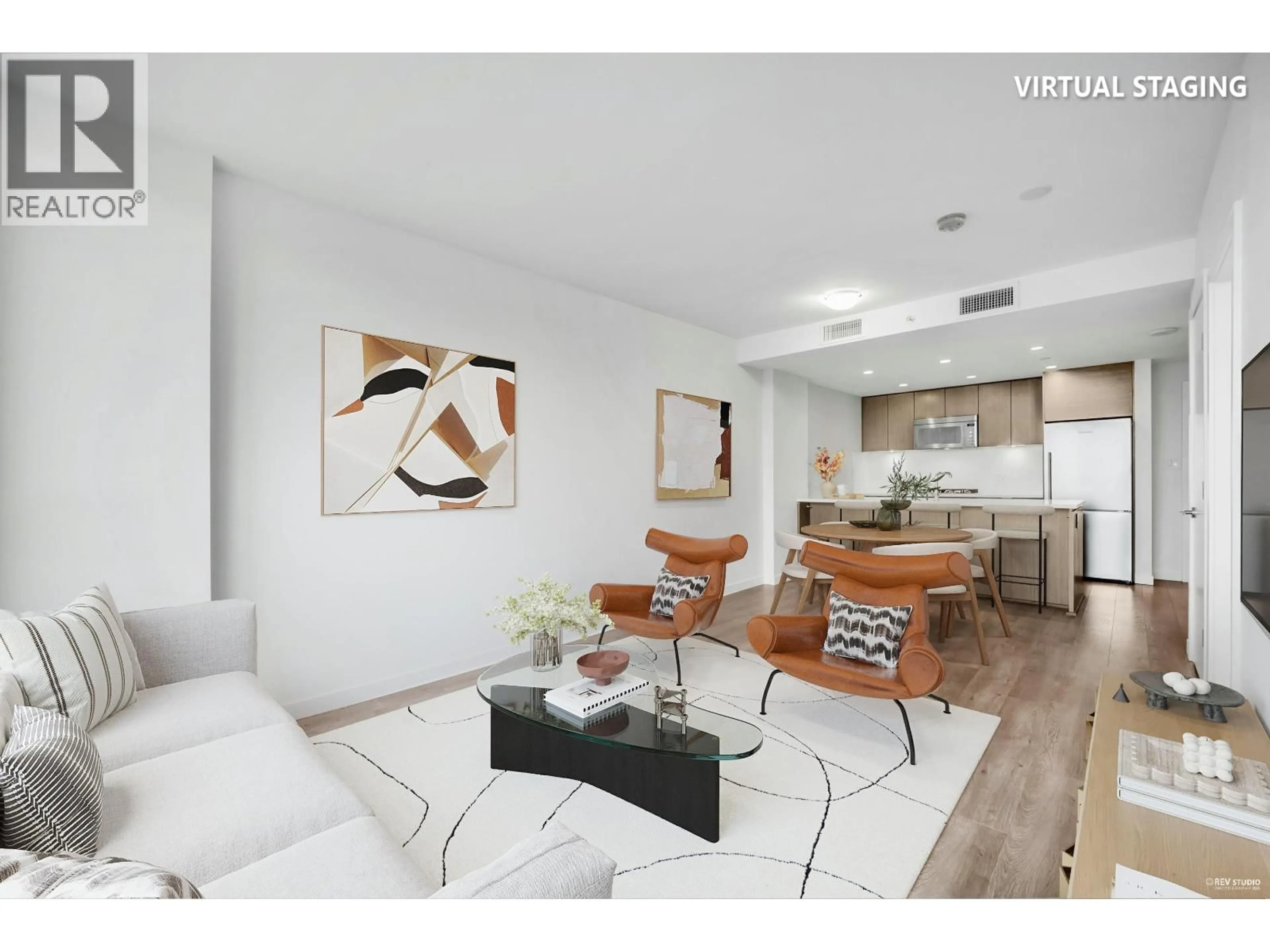 Living room with furniture, unknown for 1610 - 125 14TH STREET, North Vancouver British Columbia V7L0E6