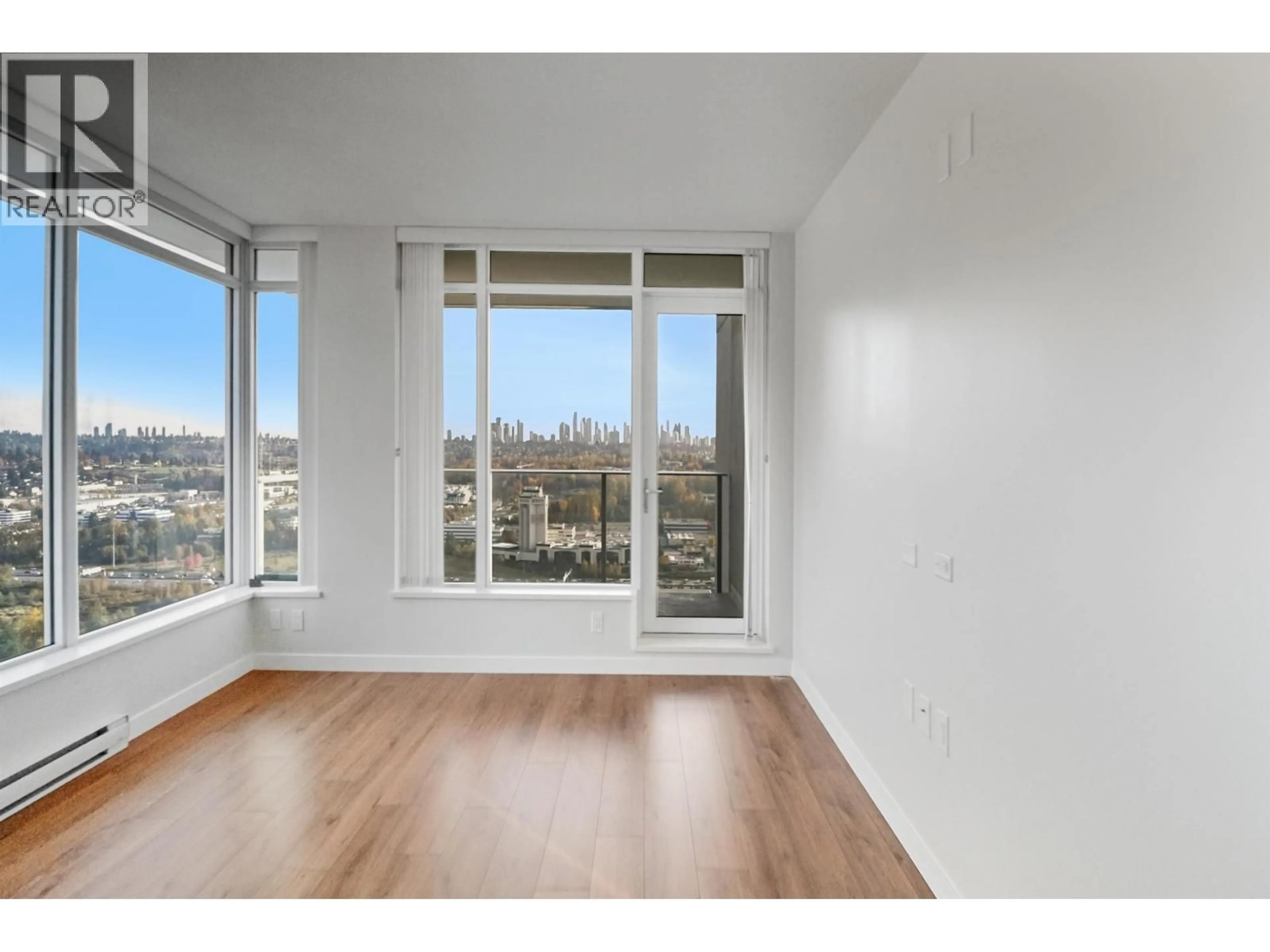 A pic of a room for 3801 - 2388 MADISON AVENUE, Burnaby British Columbia V5C0K8