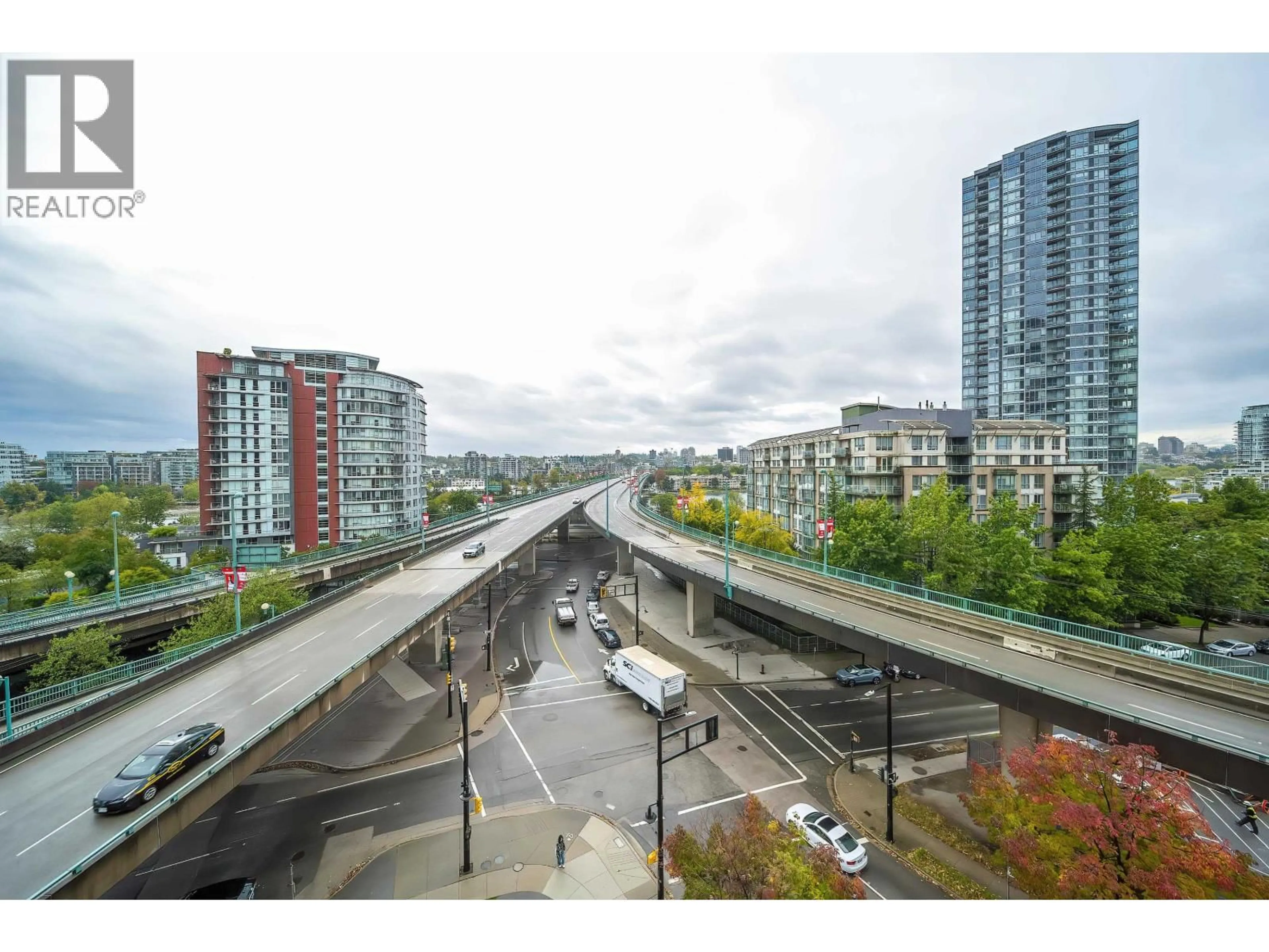 A pic from outside/outdoor area/front of a property/back of a property/a pic from drone, city buildings view from balcony for 785 - 87 NELSON STREET, Vancouver British Columbia V6Z0E8