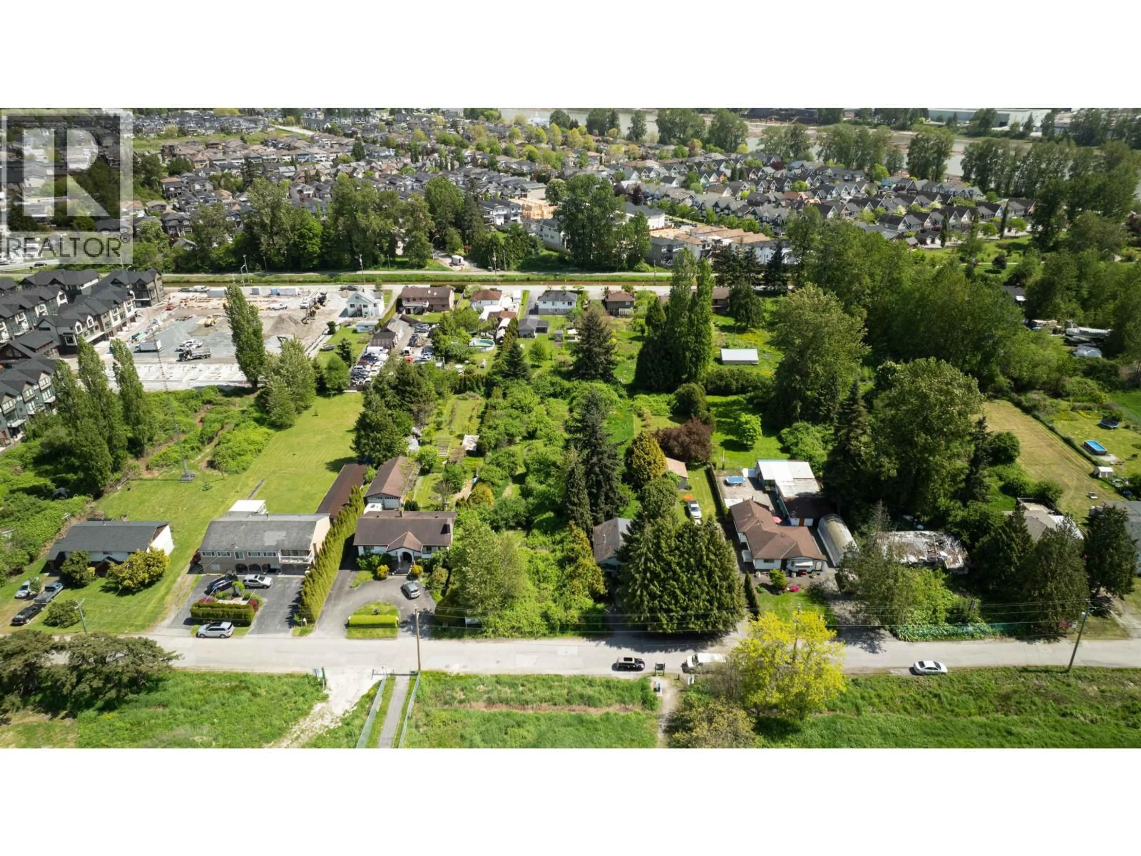 A pic from outside/outdoor area/front of a property/back of a property/a pic from drone, street for 4531 BOUNDARY ROAD, Richmond British Columbia V6V1T9