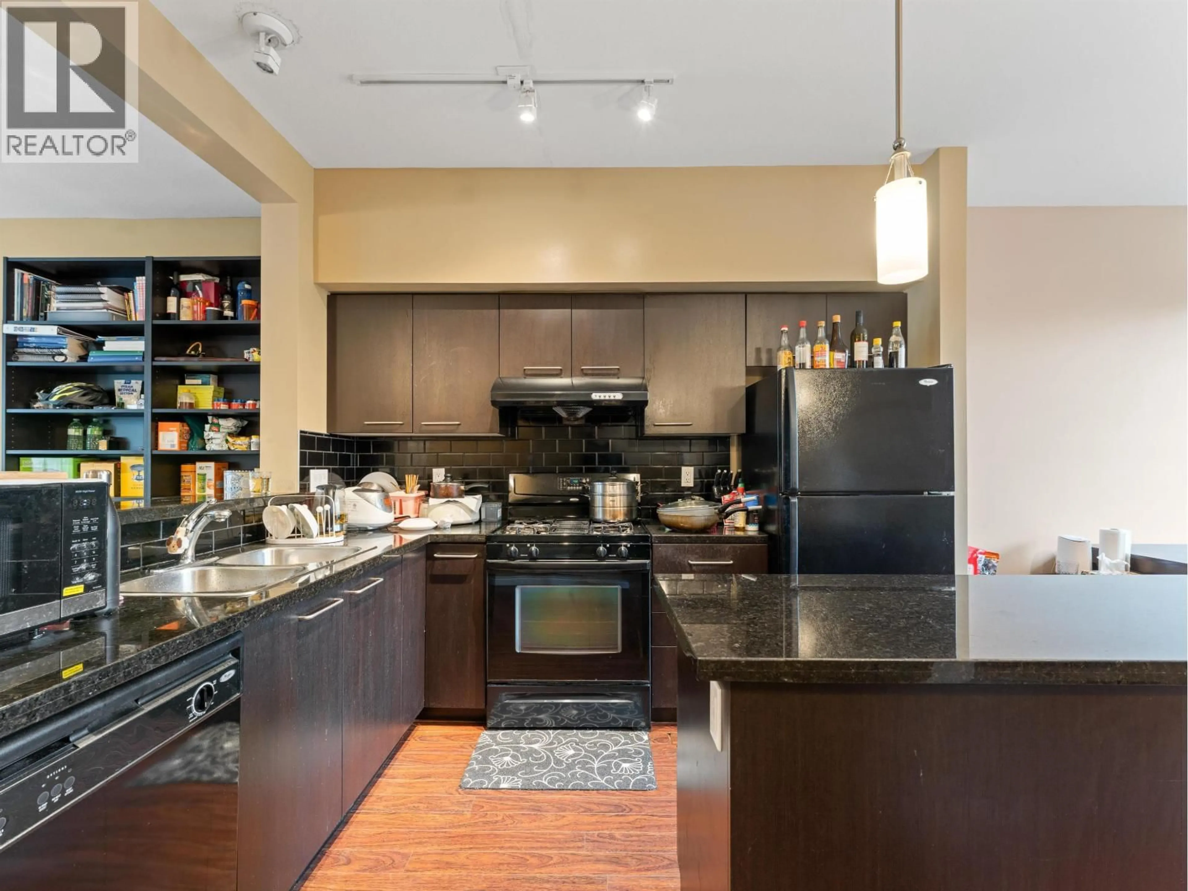 Open concept kitchen, unknown for 27 - 8080 FRANCIS ROAD, Richmond British Columbia V6Y1A4