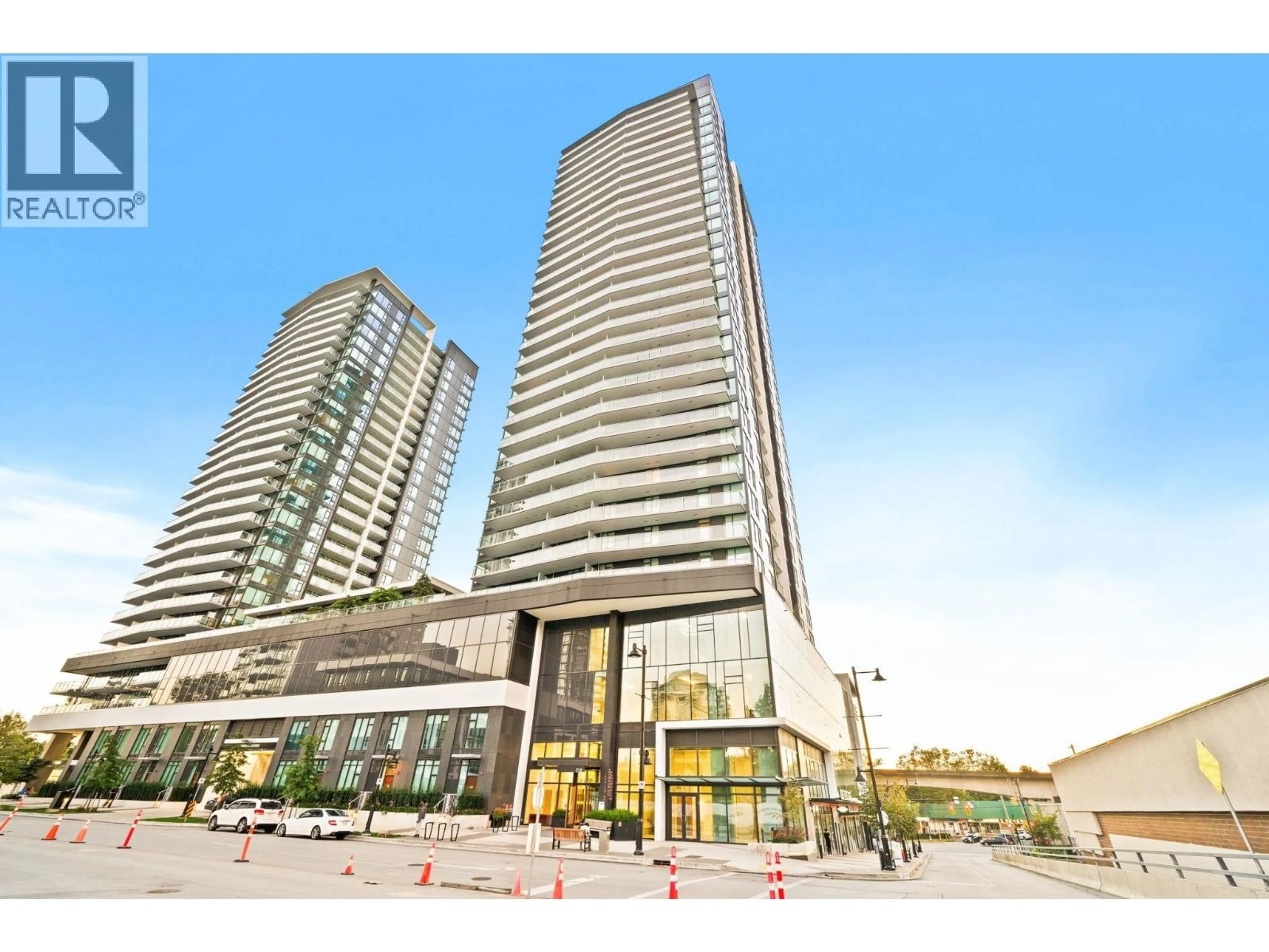 Indoor foyer for 2508 - 318 ALDERSON AVENUE, Coquitlam British Columbia V3K0J1