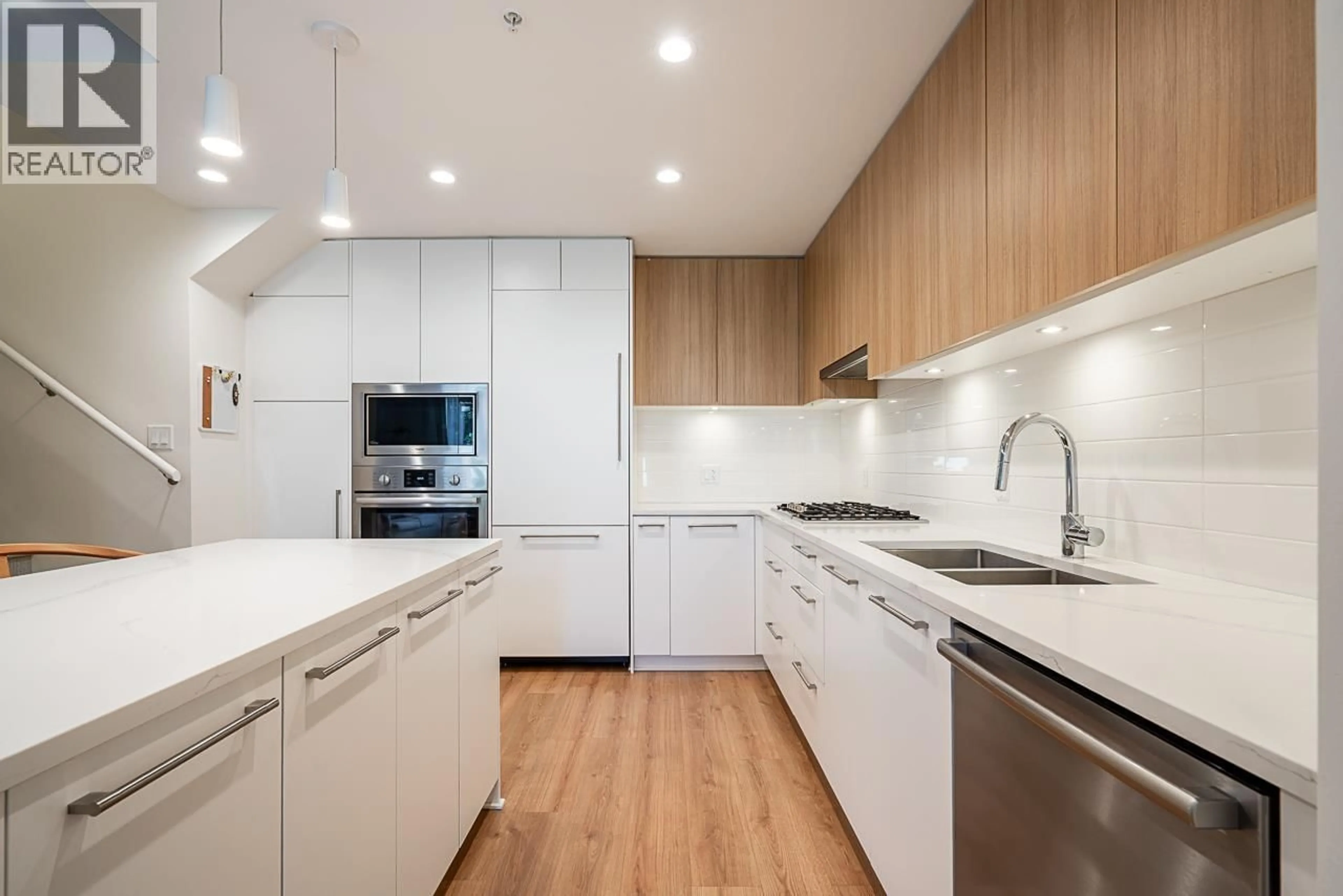 Unknown for 103 - 2035 GLENAIRE DRIVE, North Vancouver British Columbia V7P1Y2