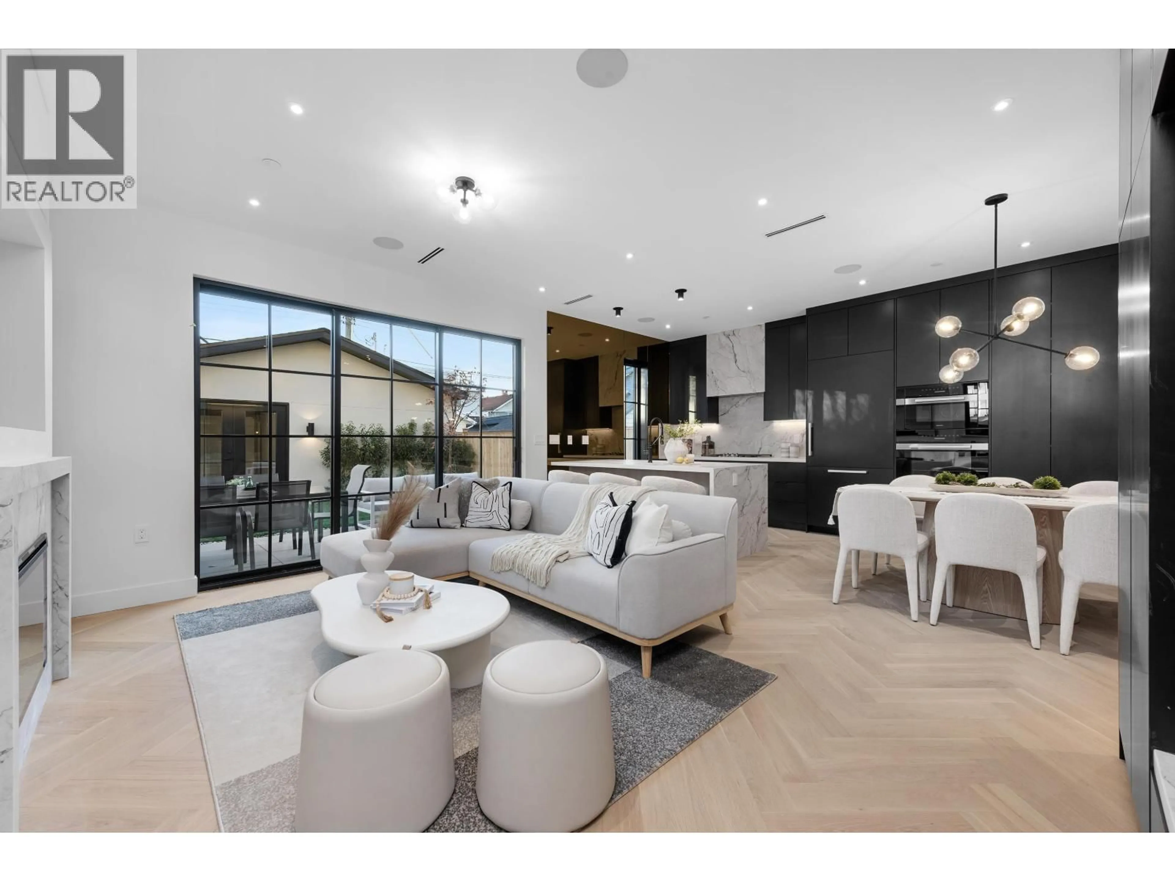 Open concept kitchen, unknown for 2 - 240 37TH AVENUE, Vancouver British Columbia V5W1E6