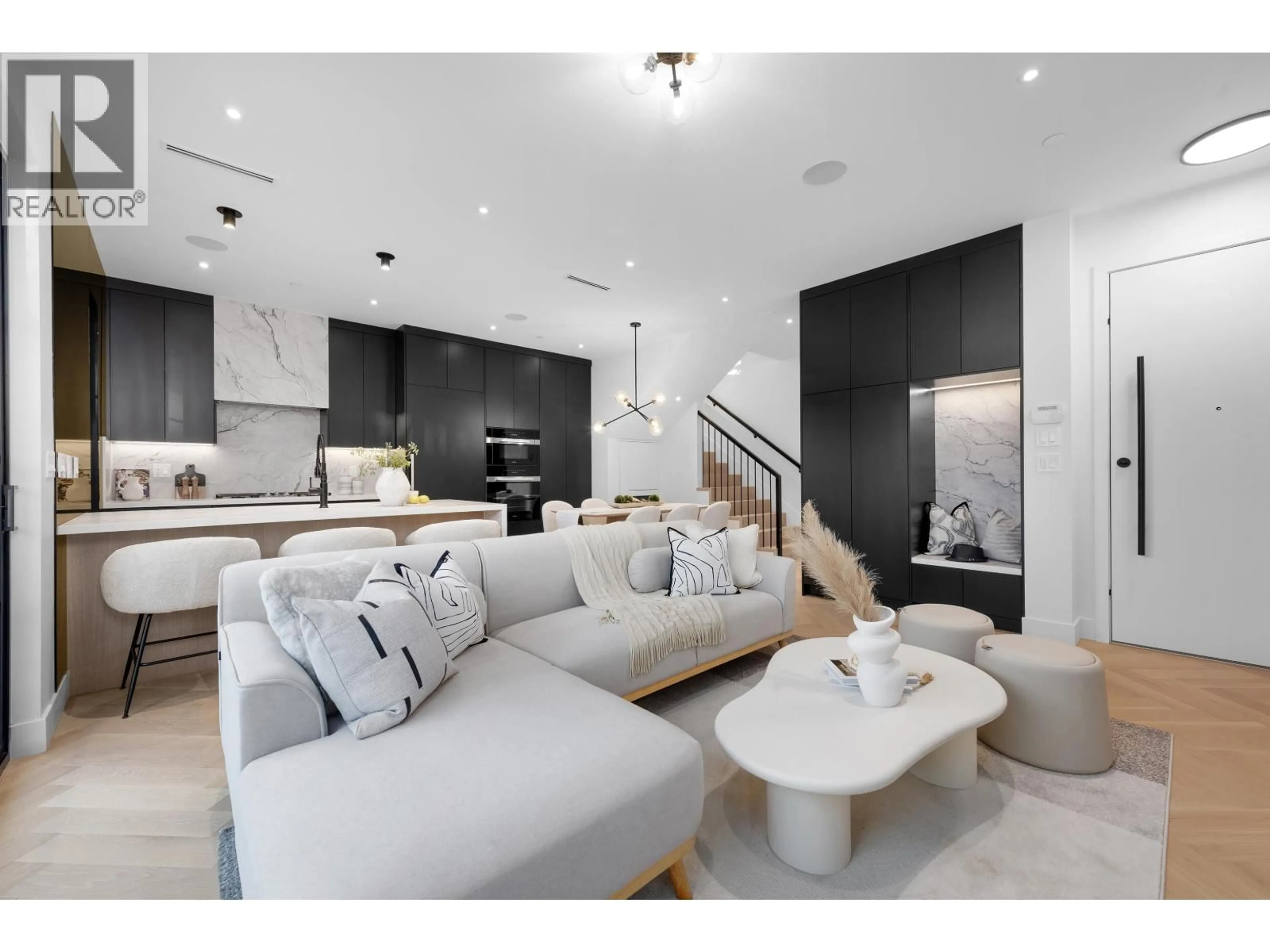 Open concept kitchen, unknown for 2 - 240 37TH AVENUE, Vancouver British Columbia V5W1E6