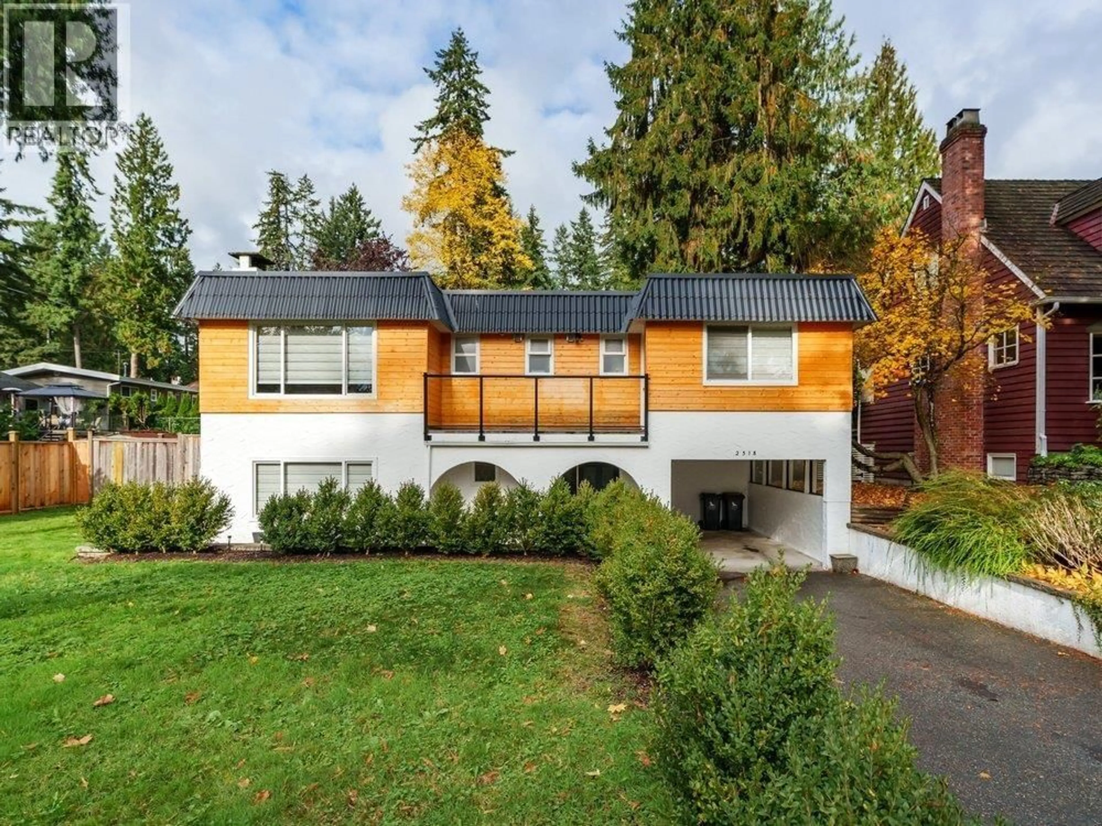 Home with vinyl exterior material, street for 2518 SWINBURNE AVENUE, North Vancouver British Columbia V7H1L5
