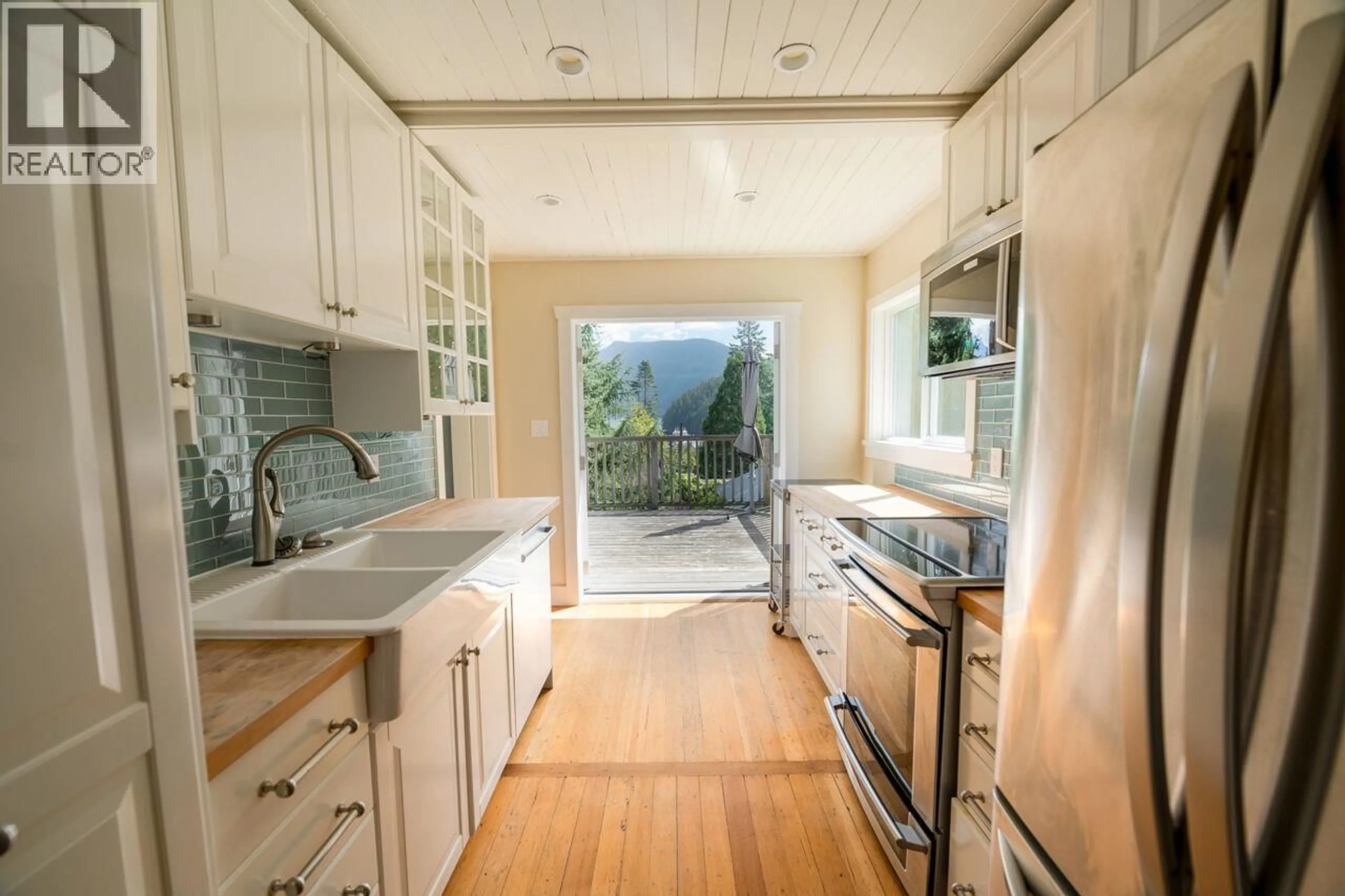 Unknown for 987 DORMAN ROAD, Bowen Island British Columbia V0N1G1