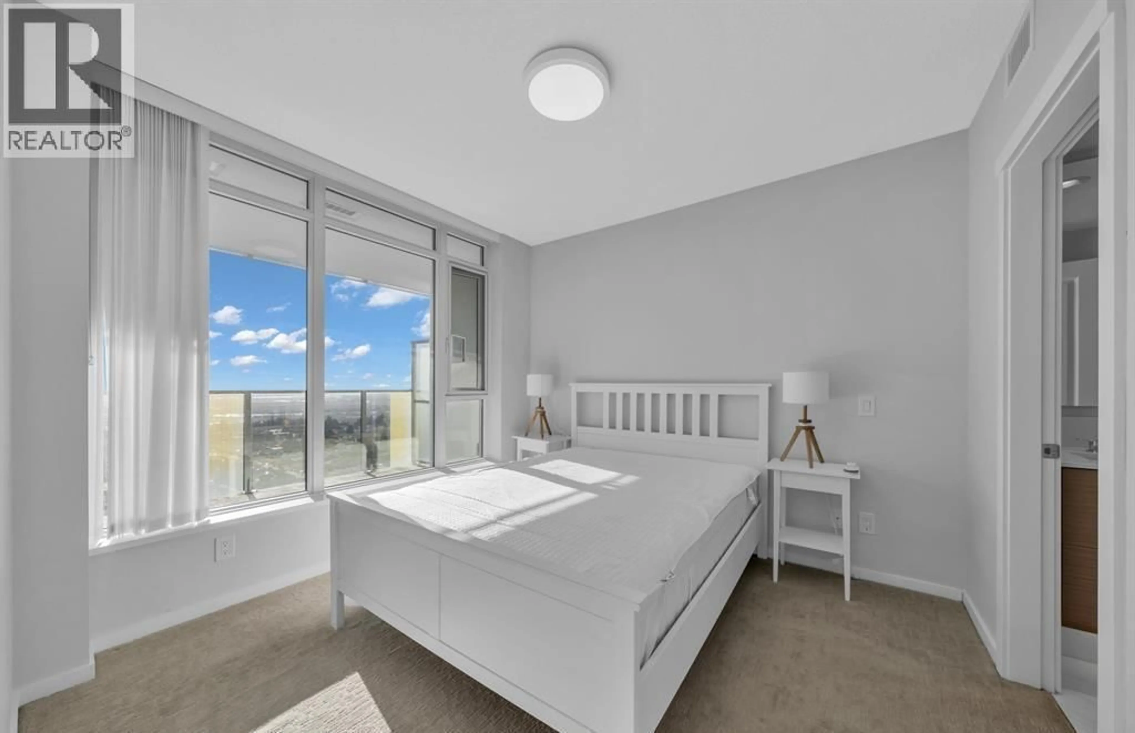 Bedroom with bed, unknown for 2508 - 6700 DUNBLANE AVENUE, Burnaby British Columbia V5H0J3