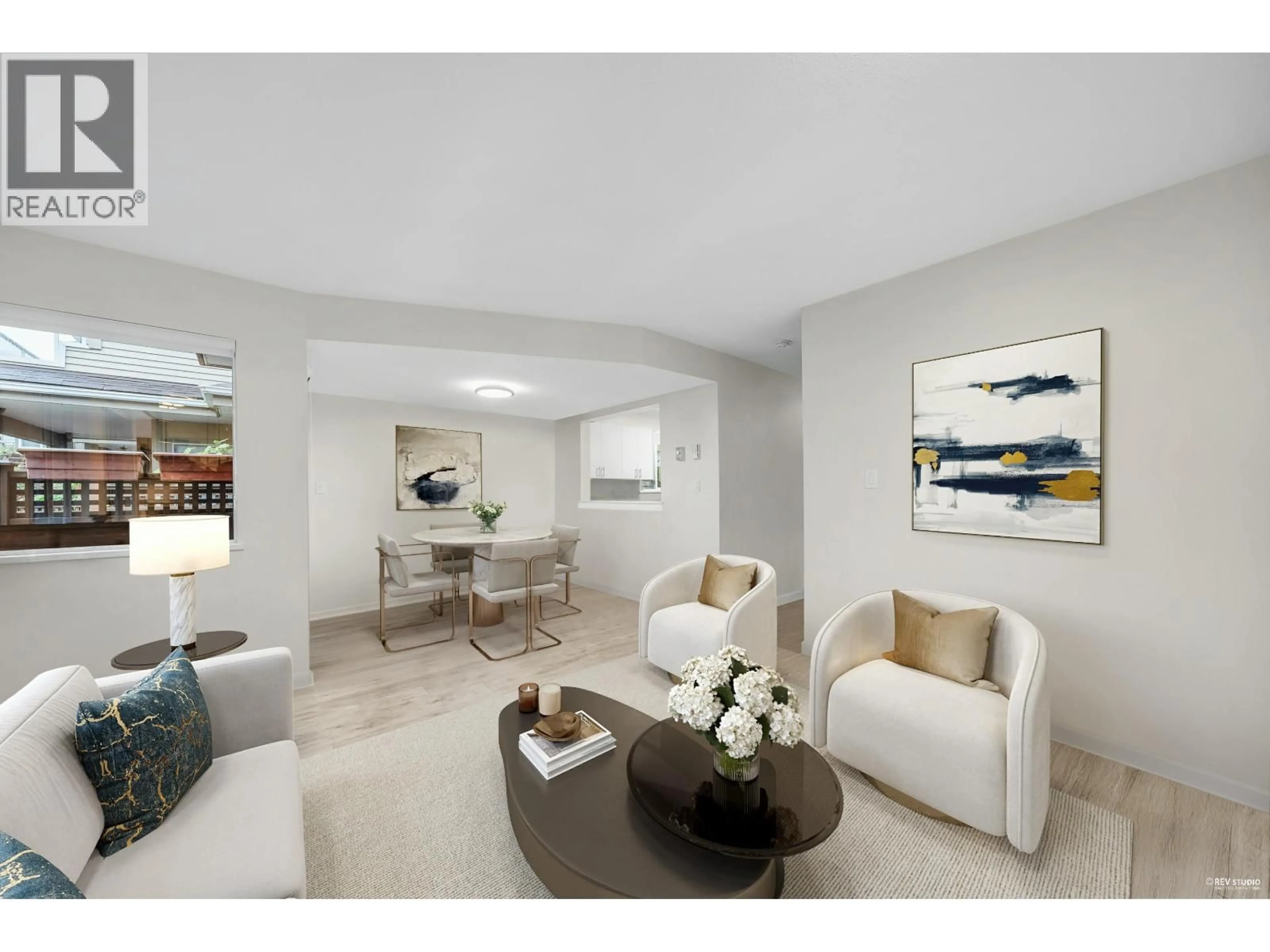 Living room with furniture, ceramic/tile floor for 8 - 815 TOBRUCK AVENUE, North Vancouver British Columbia V7P1V9