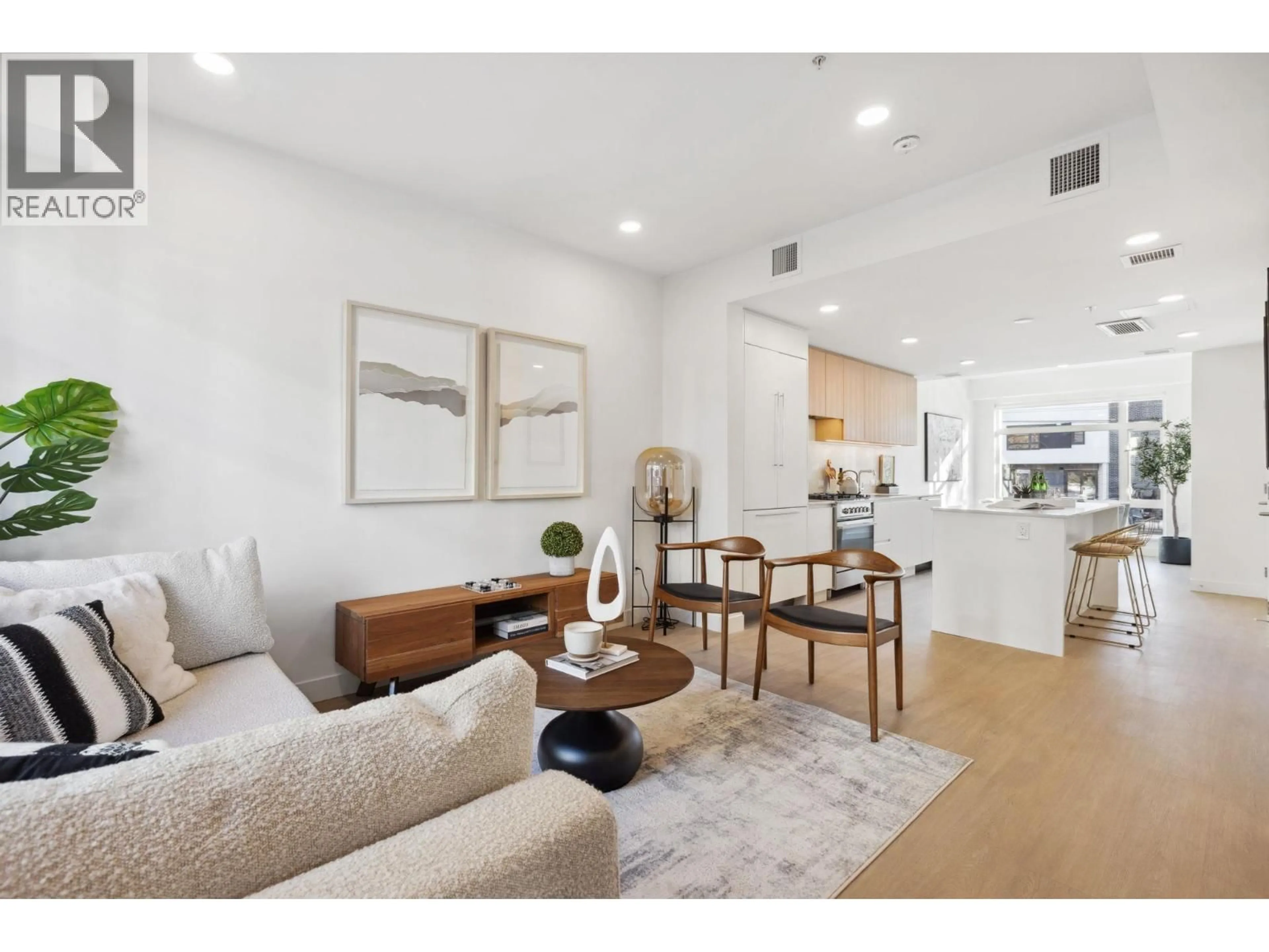 Living room with furniture, unknown for 211 - 1008 47TH STREET, Vancouver British Columbia V6M0E3