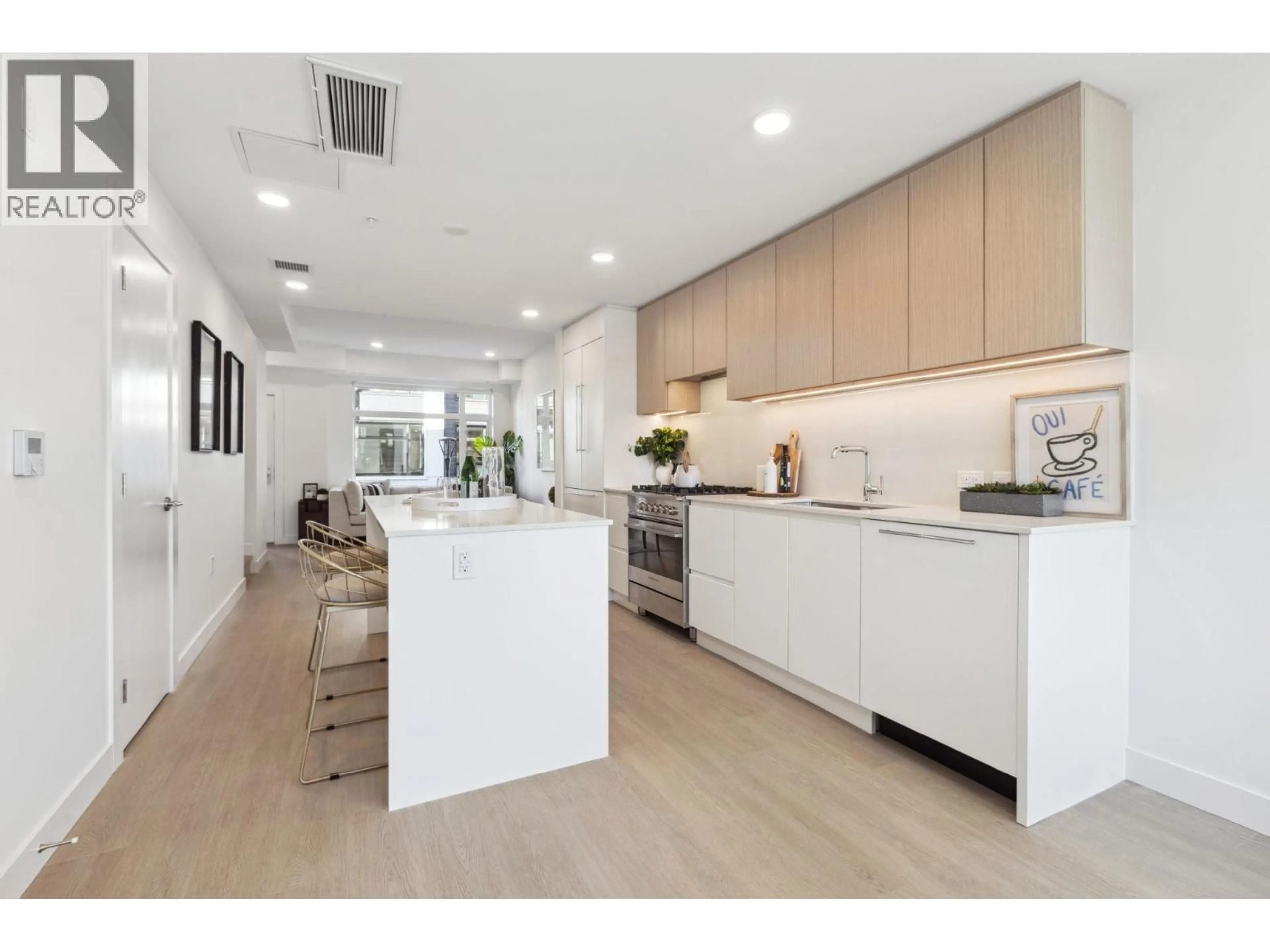 Open concept kitchen, unknown for 211 - 1008 47TH STREET, Vancouver British Columbia V6M0E3